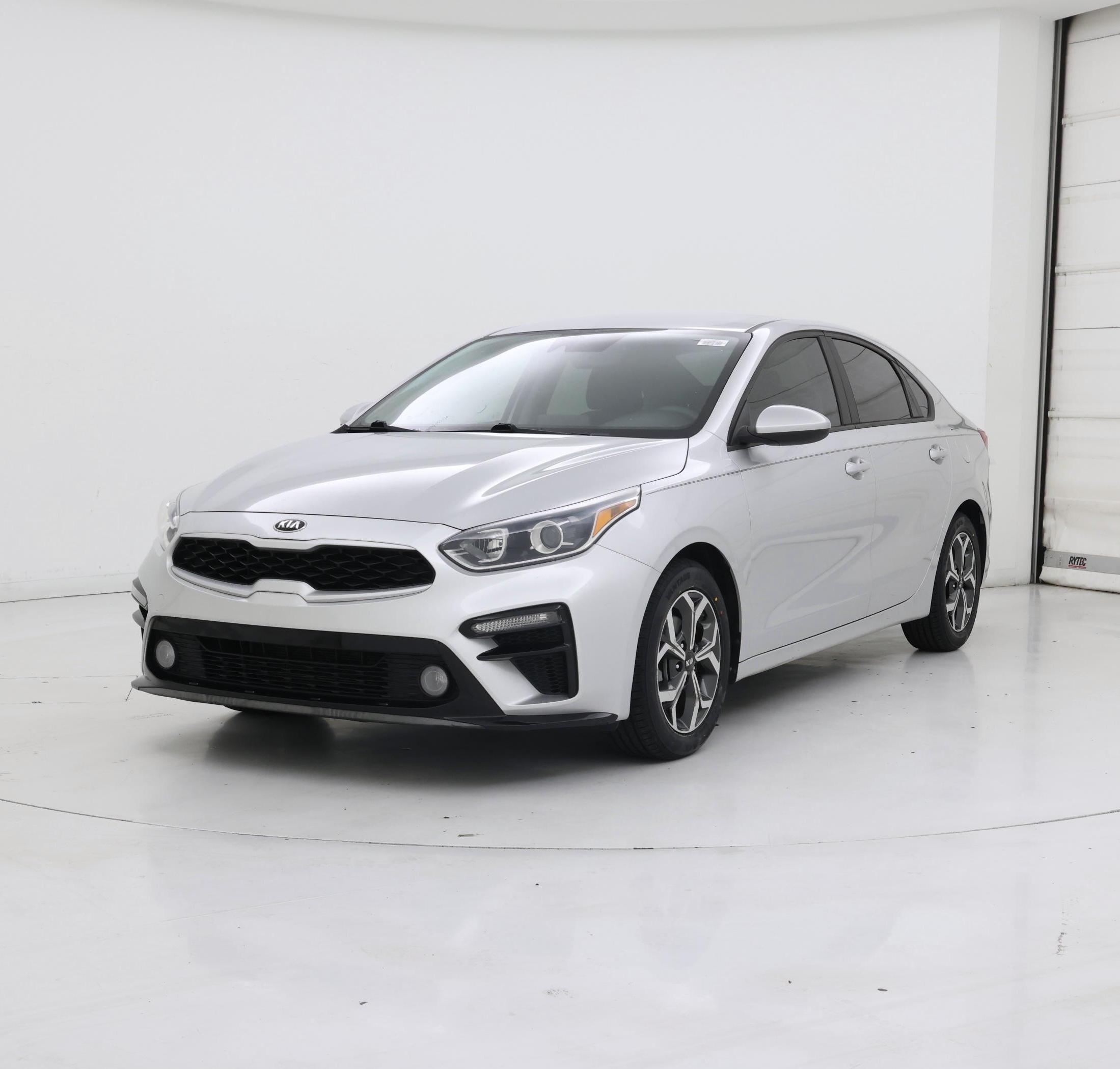 Thumbnail: 2020 Kia Forte - 4