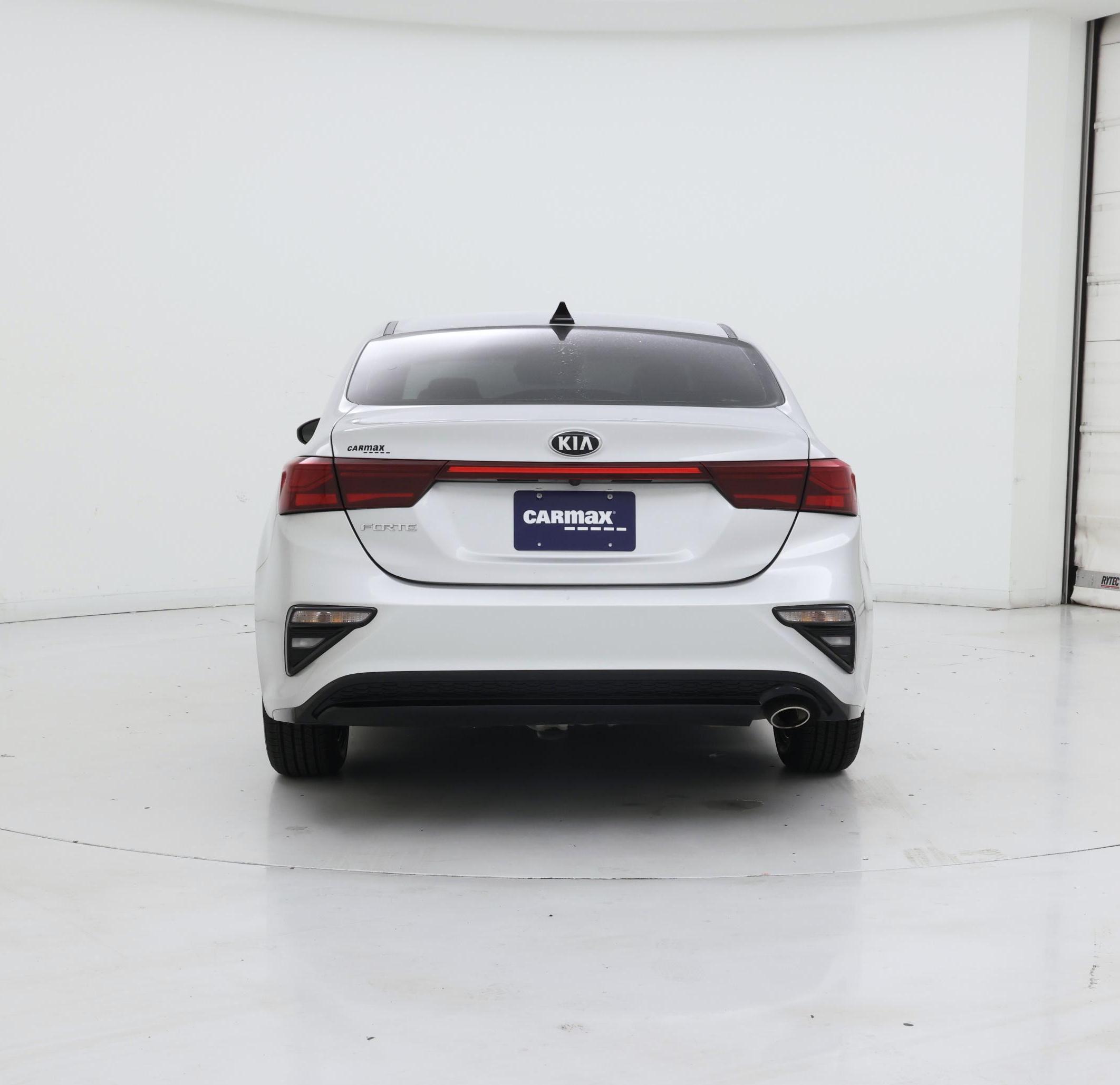 Thumbnail: 2020 Kia Forte - 6