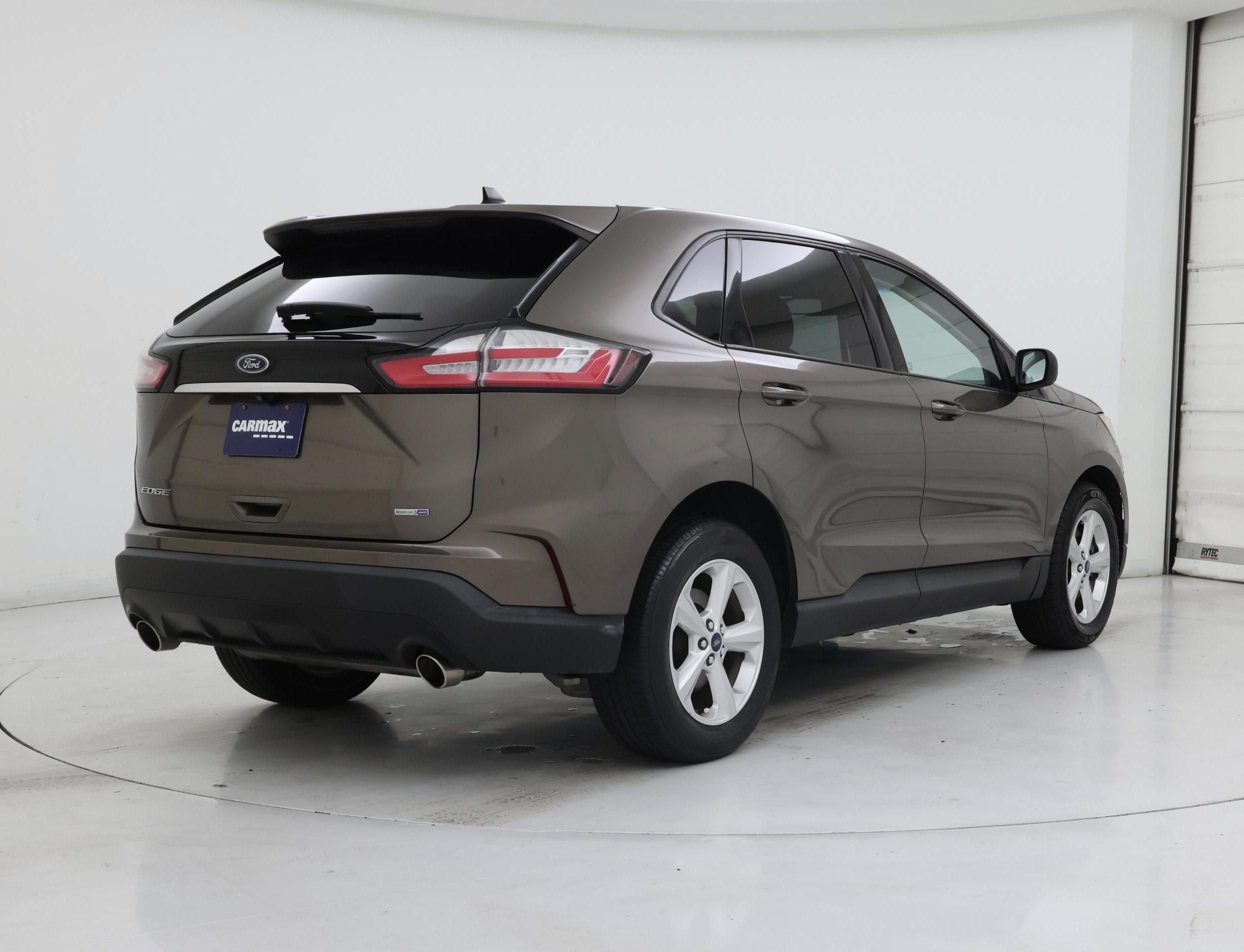 Thumbnail: 2019 Ford Edge - 8