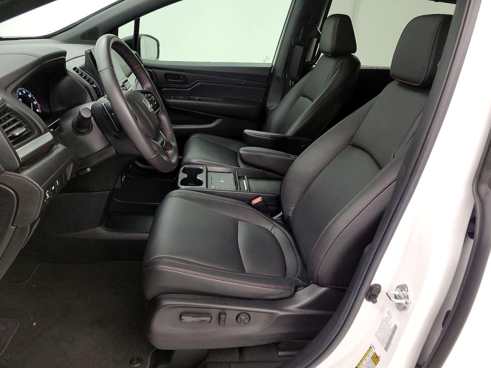 2025 Honda Odyssey Sport L - Photo 12