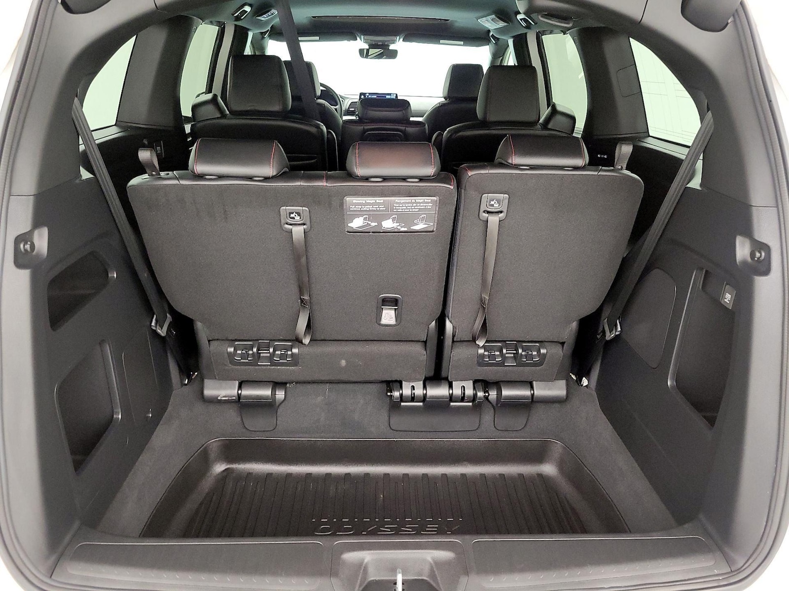 2025 Honda Odyssey Sport L - Photo 23