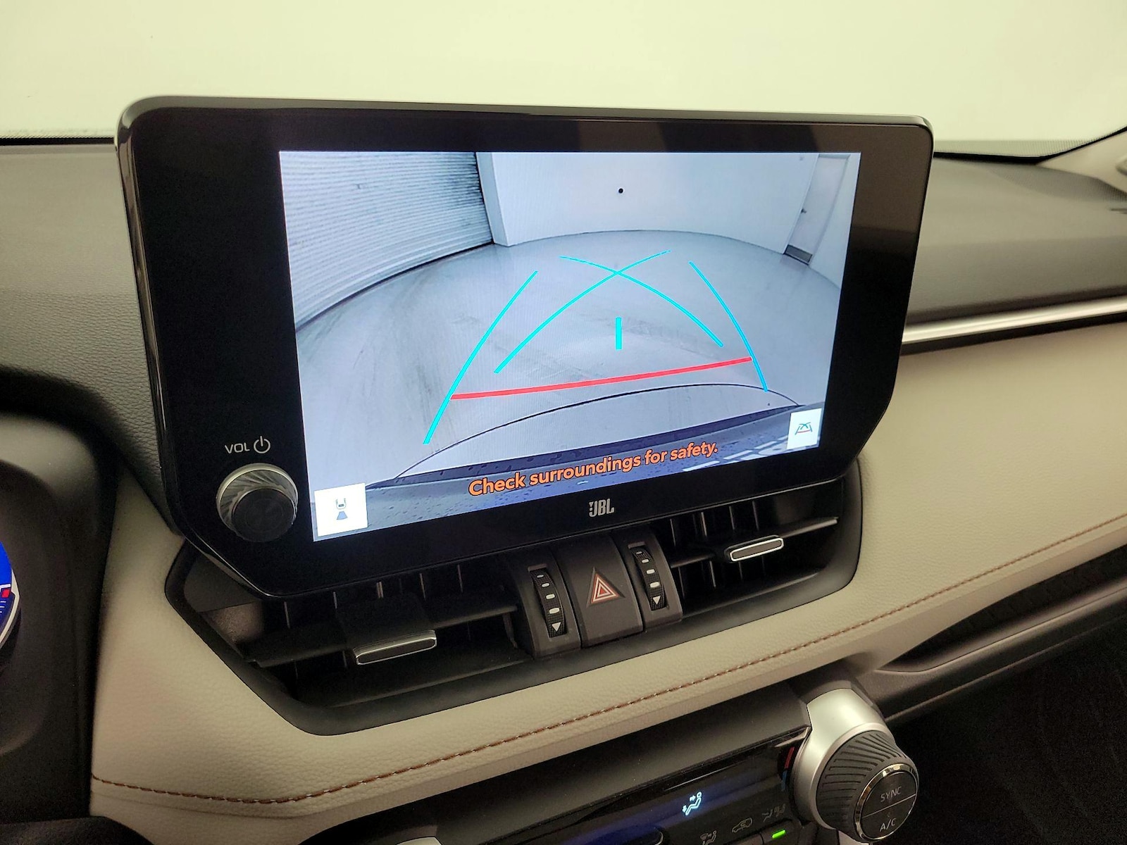 2024 Toyota RAV4 XLE Premium - Photo 15
