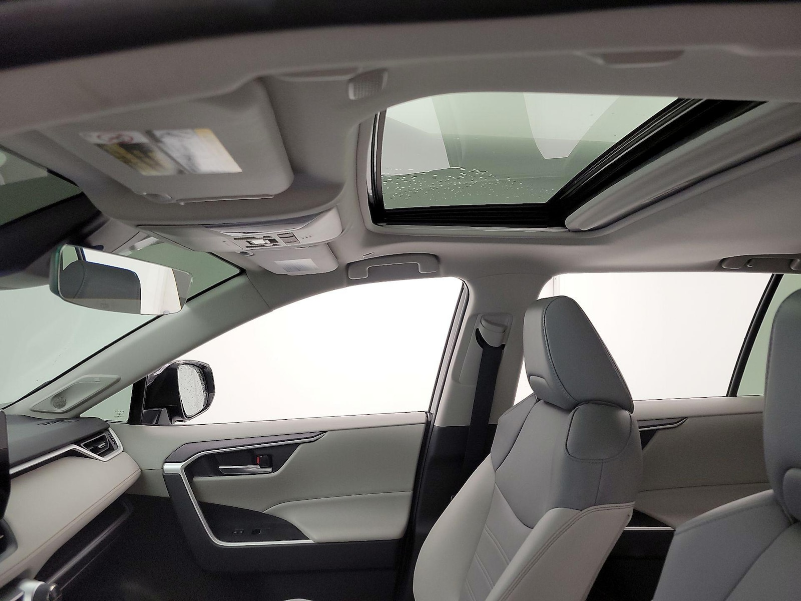 2024 Toyota RAV4 XLE Premium - Photo 20