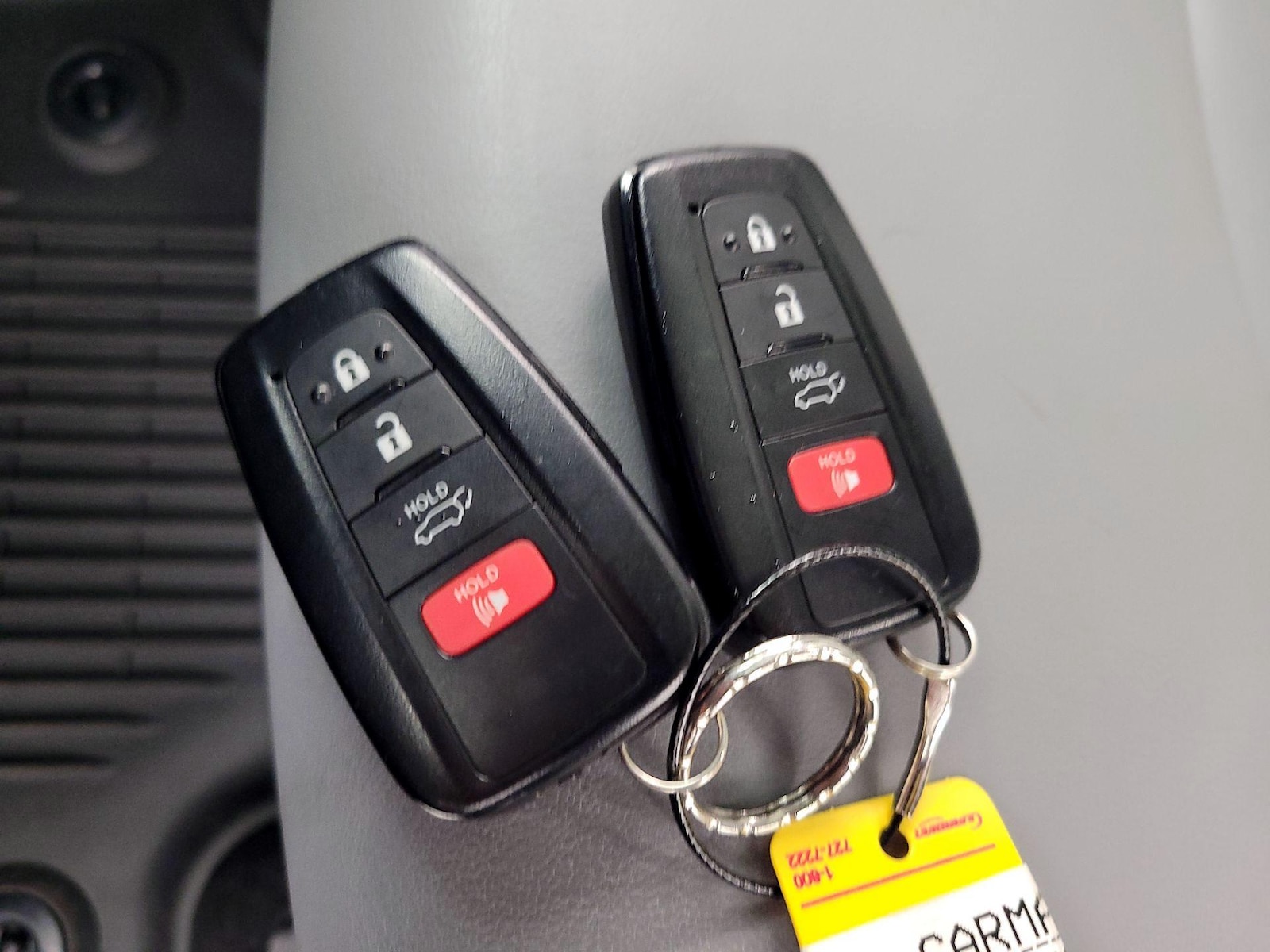 2024 Toyota RAV4 XLE Premium - Photo 24