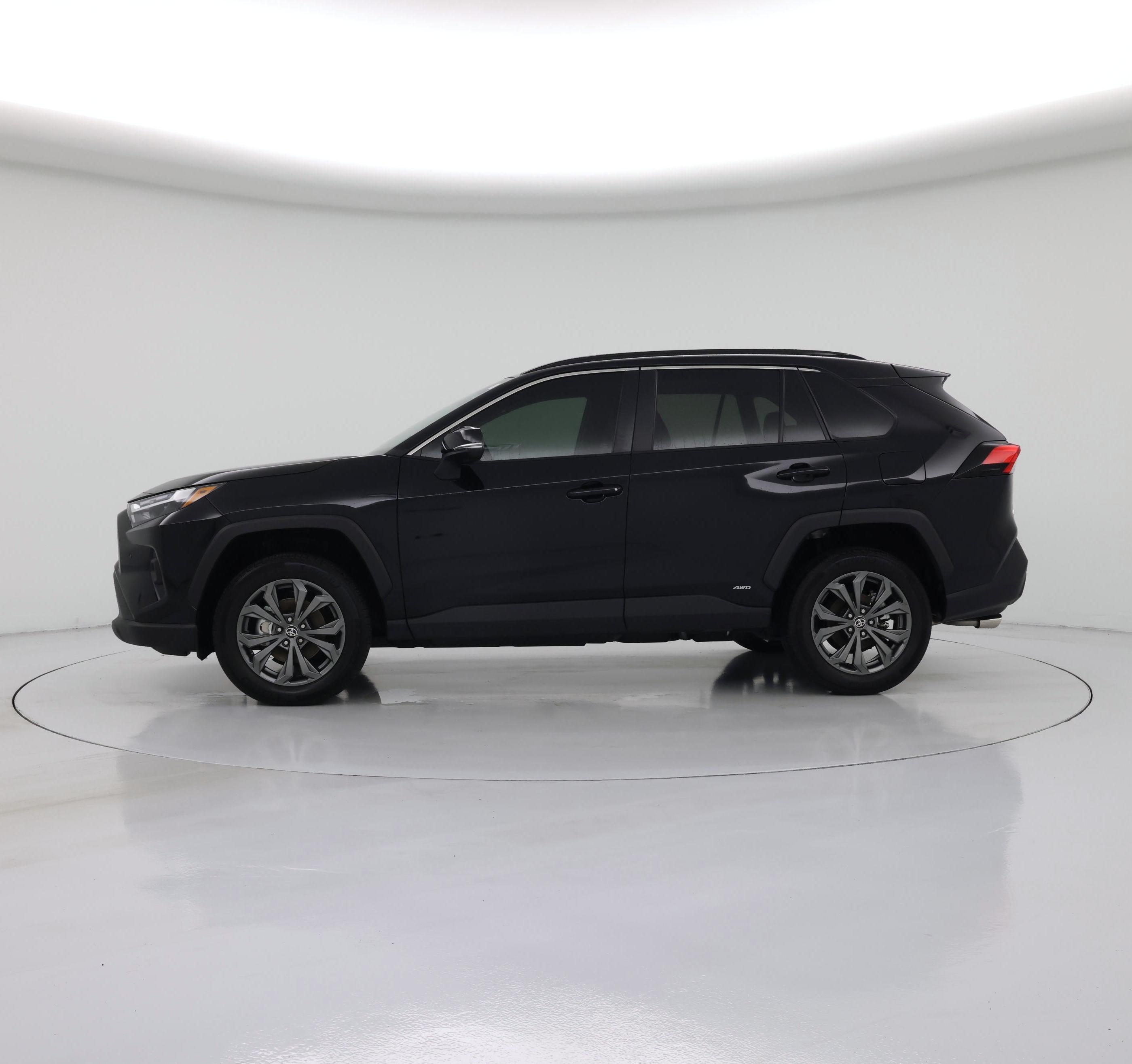 Thumbnail: 2024 Toyota RAV4 - 3