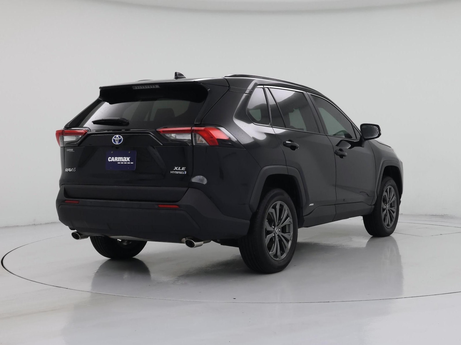 2024 Toyota RAV4 XLE Premium - Photo 9