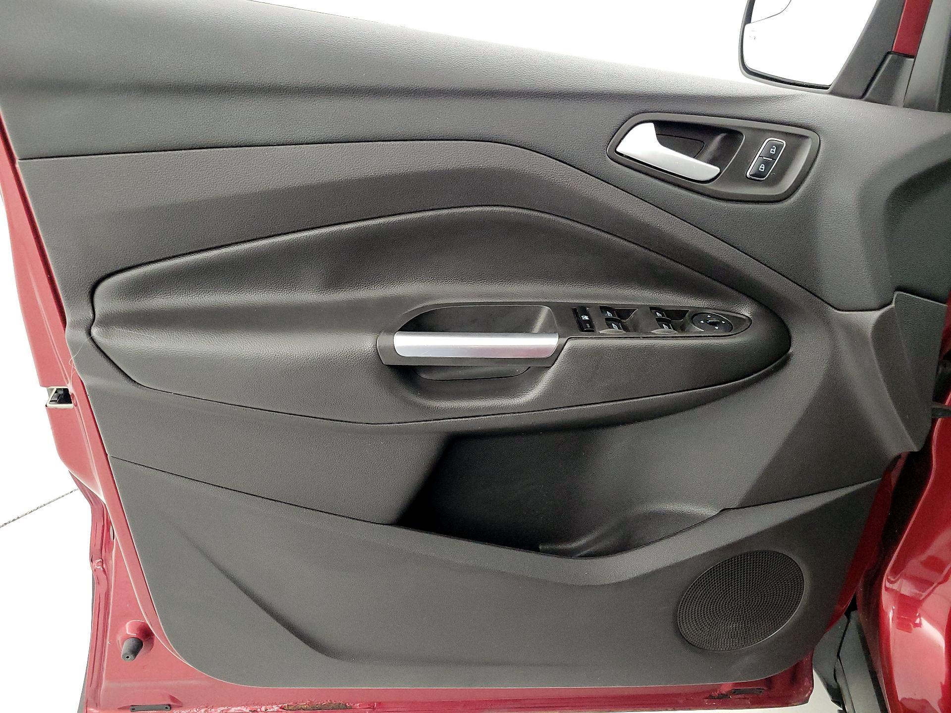 Thumbnail: 2016 Ford Escape - 12