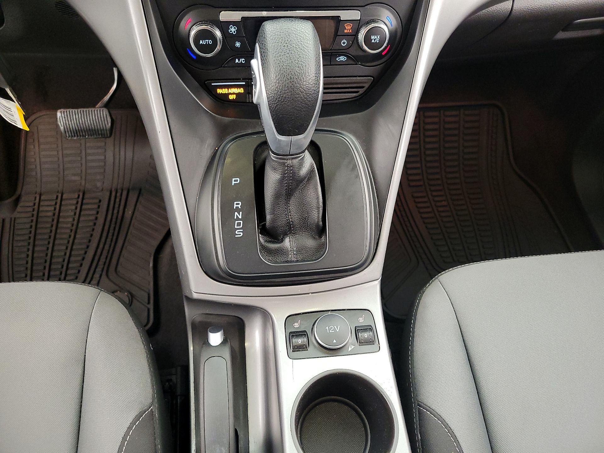 Thumbnail: 2016 Ford Escape - 17