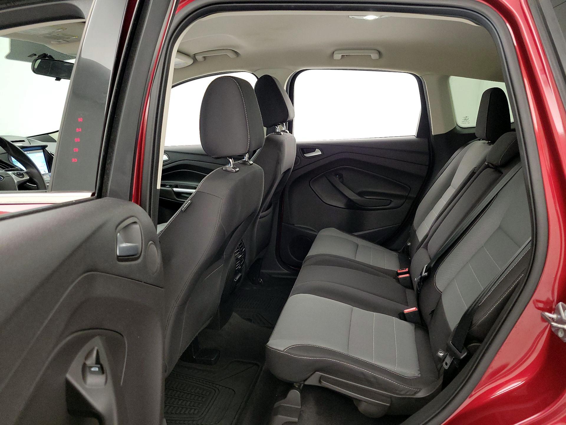 Thumbnail: 2016 Ford Escape - 18