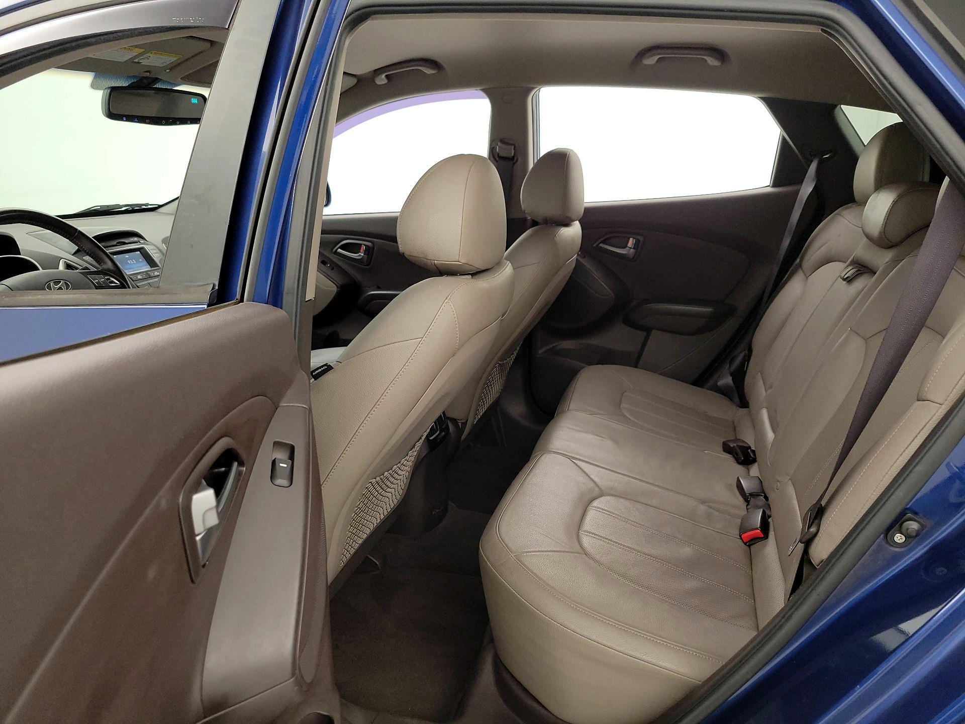 Thumbnail: 2014 Hyundai Tucson - 19