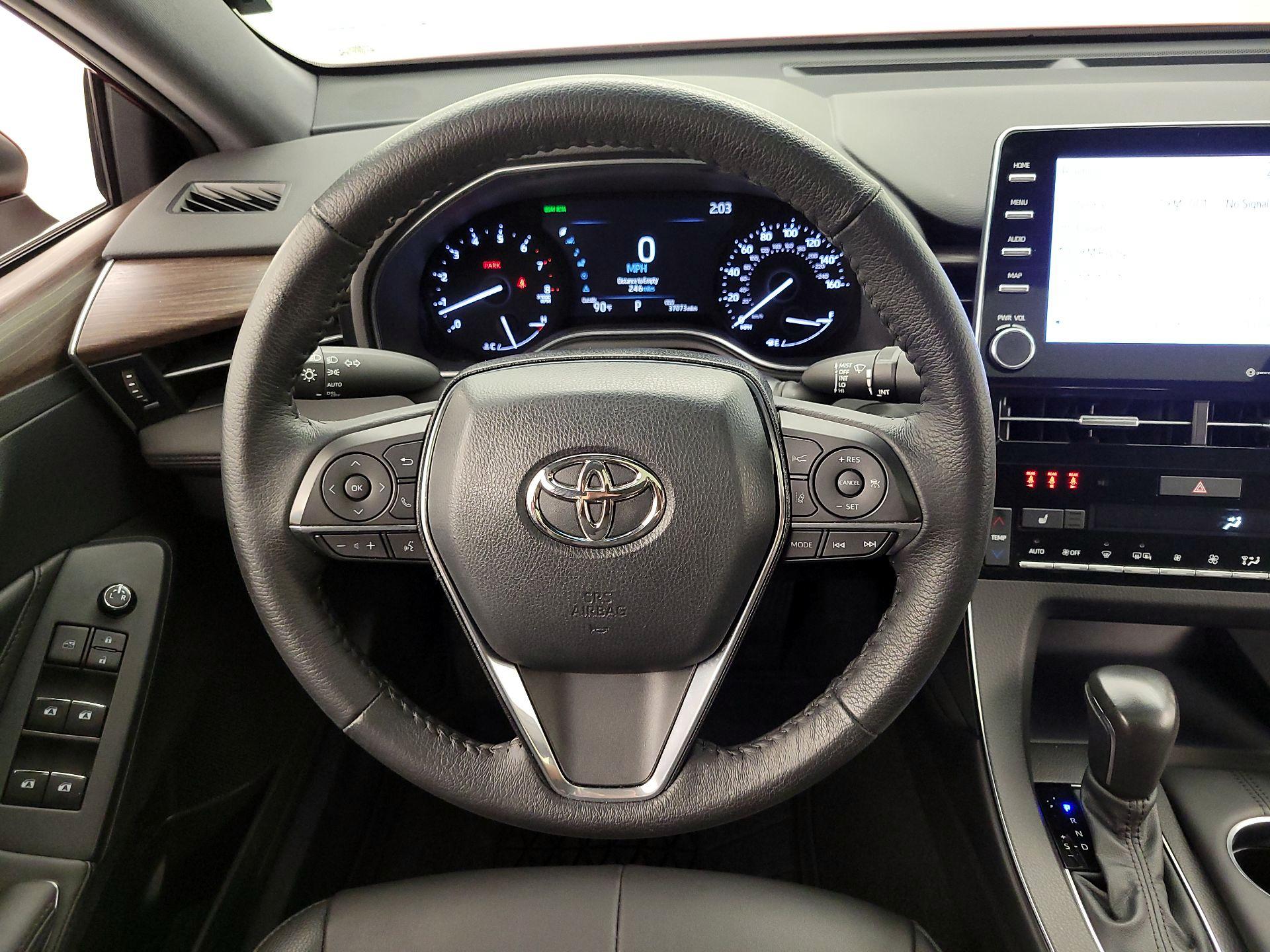 Thumbnail: 2022 Toyota Avalon - 10