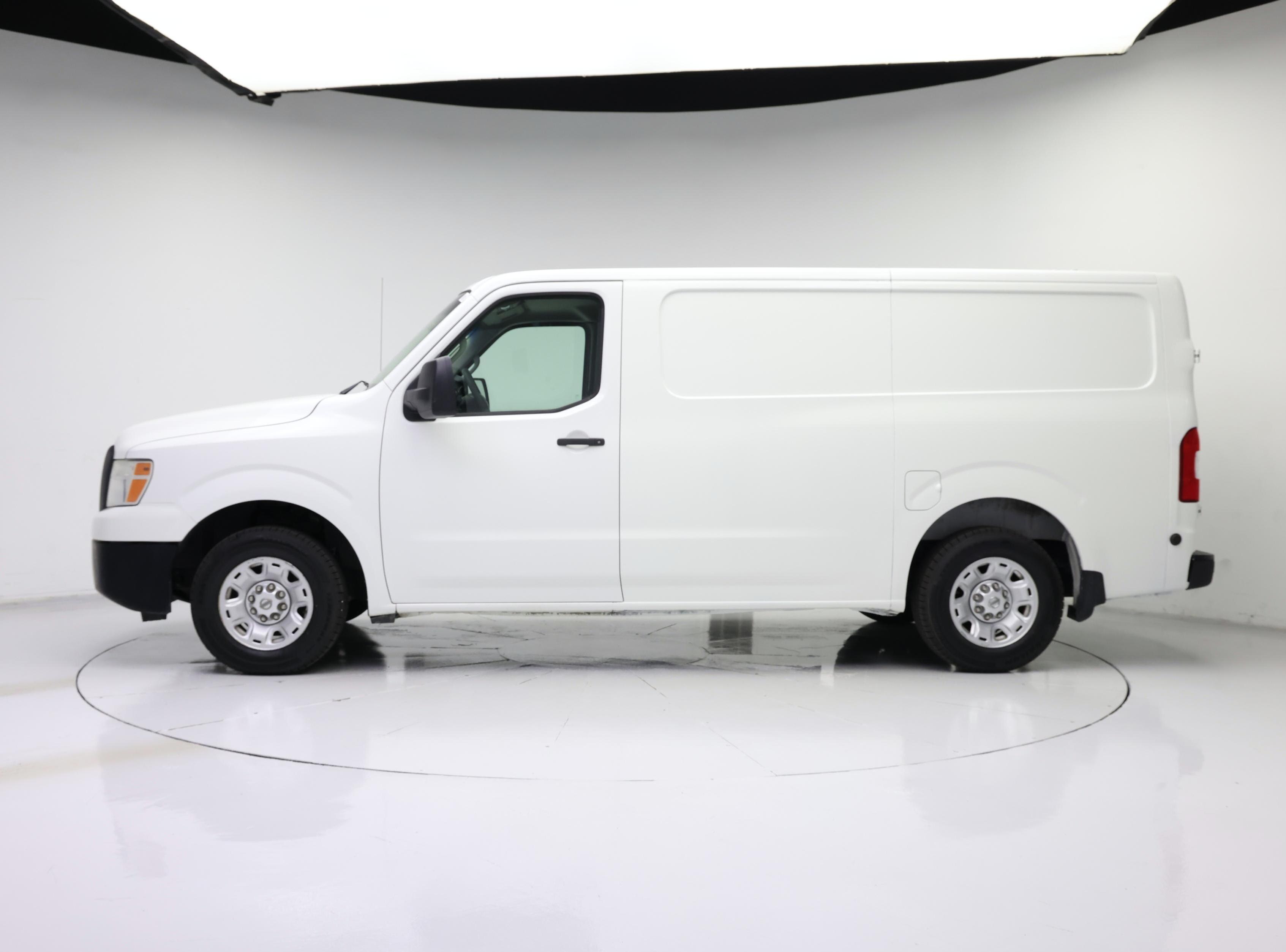 Thumbnail: 2015 Nissan NV - 3