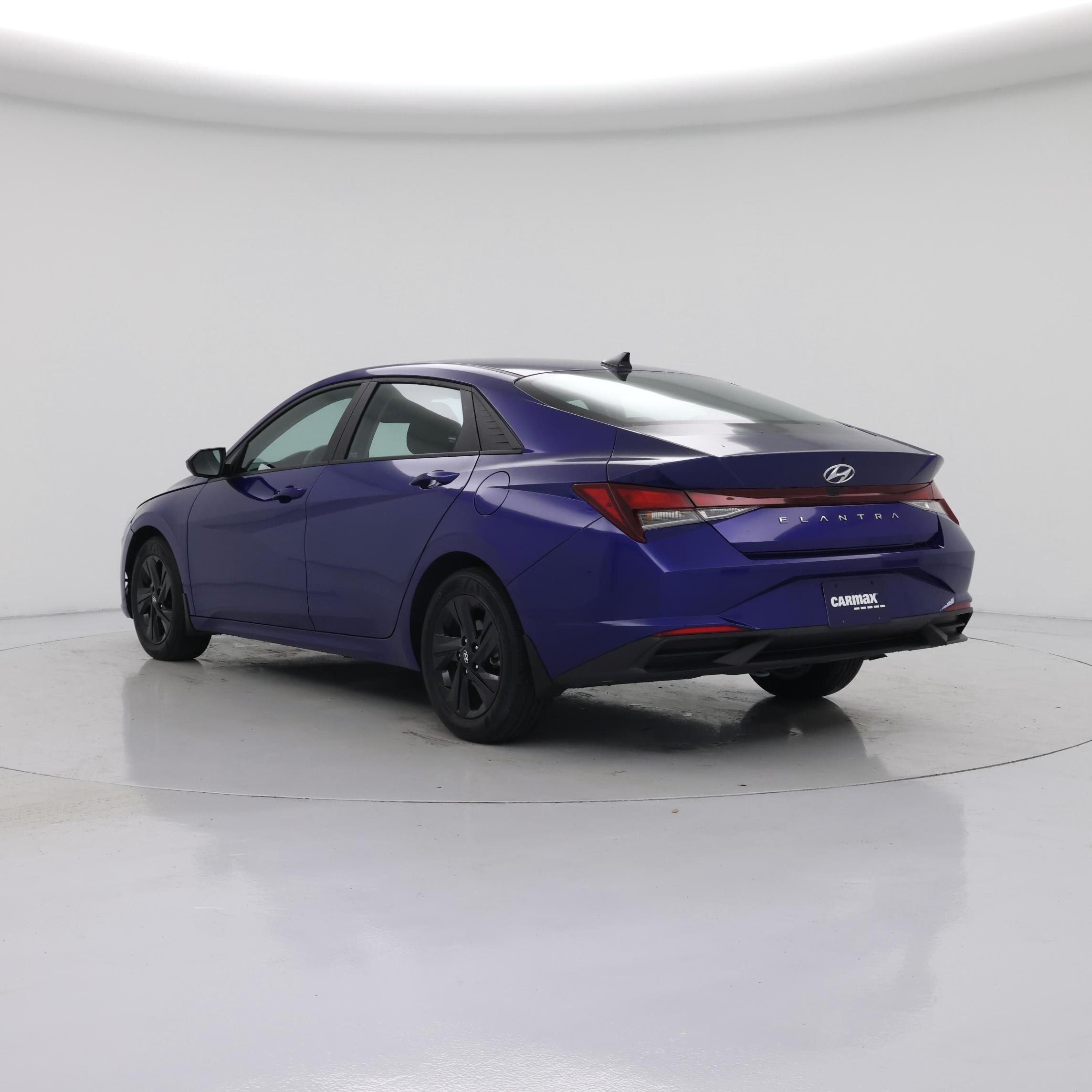 Thumbnail: 2023 Hyundai Elantra - 2