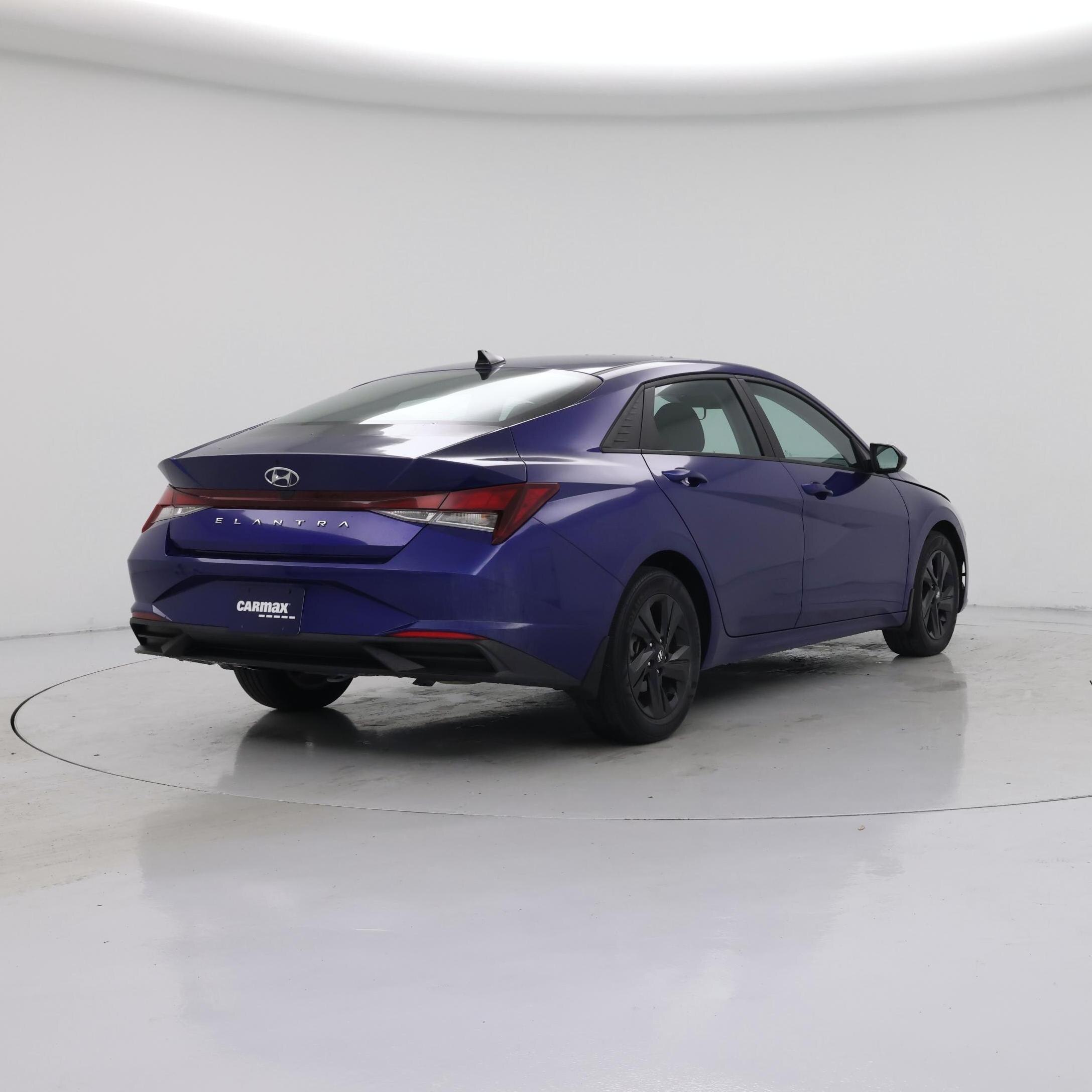 Thumbnail: 2023 Hyundai Elantra - 8