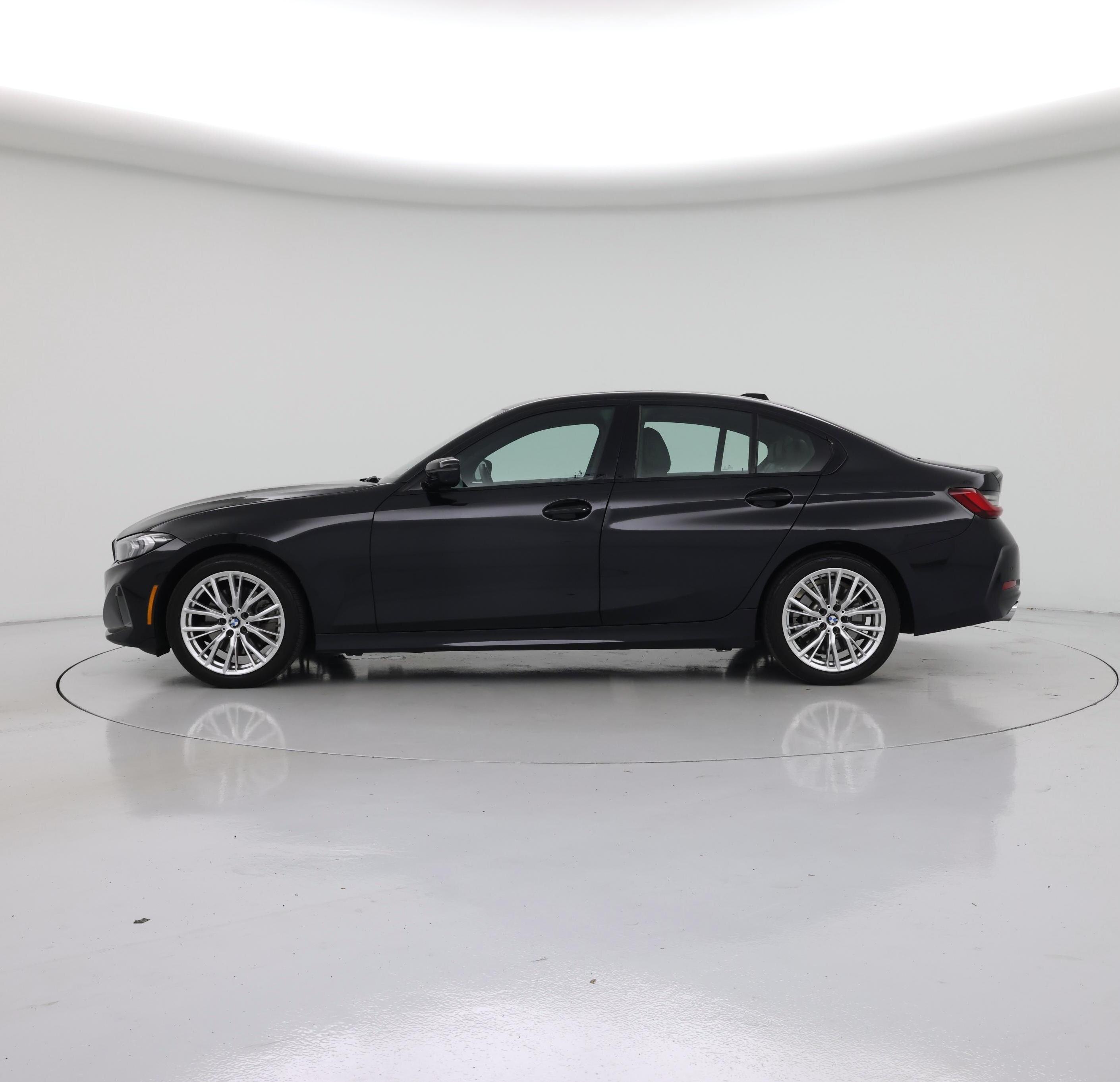 Thumbnail: 2023 BMW 3 Series - 3