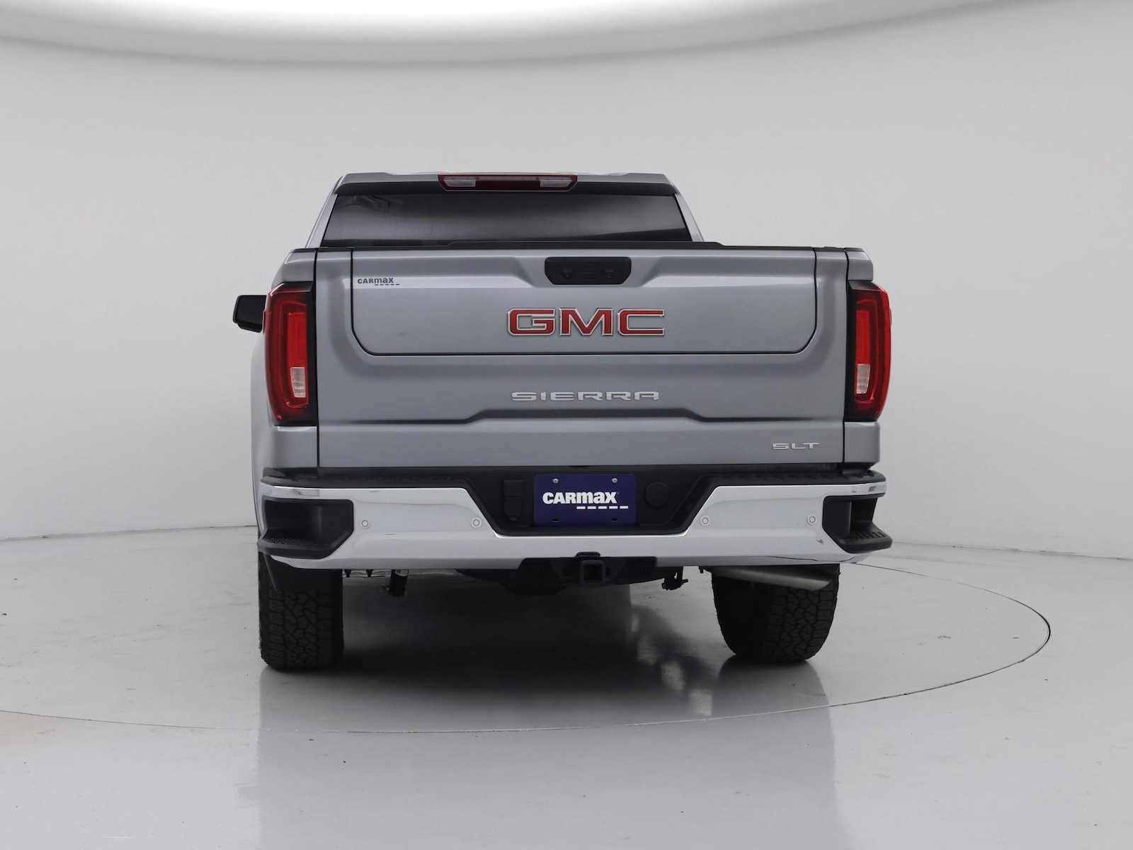 2024 GMC Sierra 1500 SLT - Photo 7