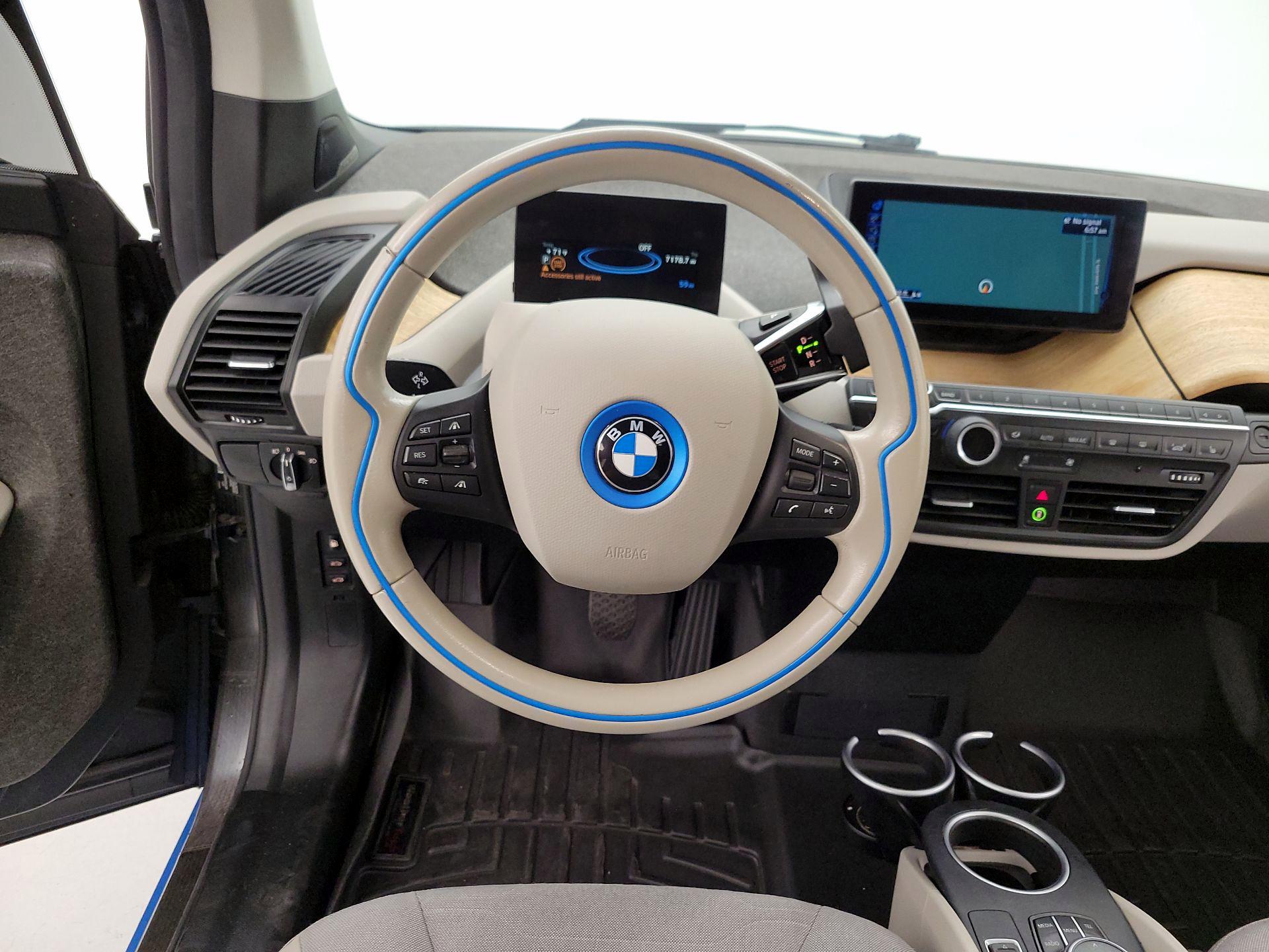 Thumbnail: 2017 BMW i3 - 10