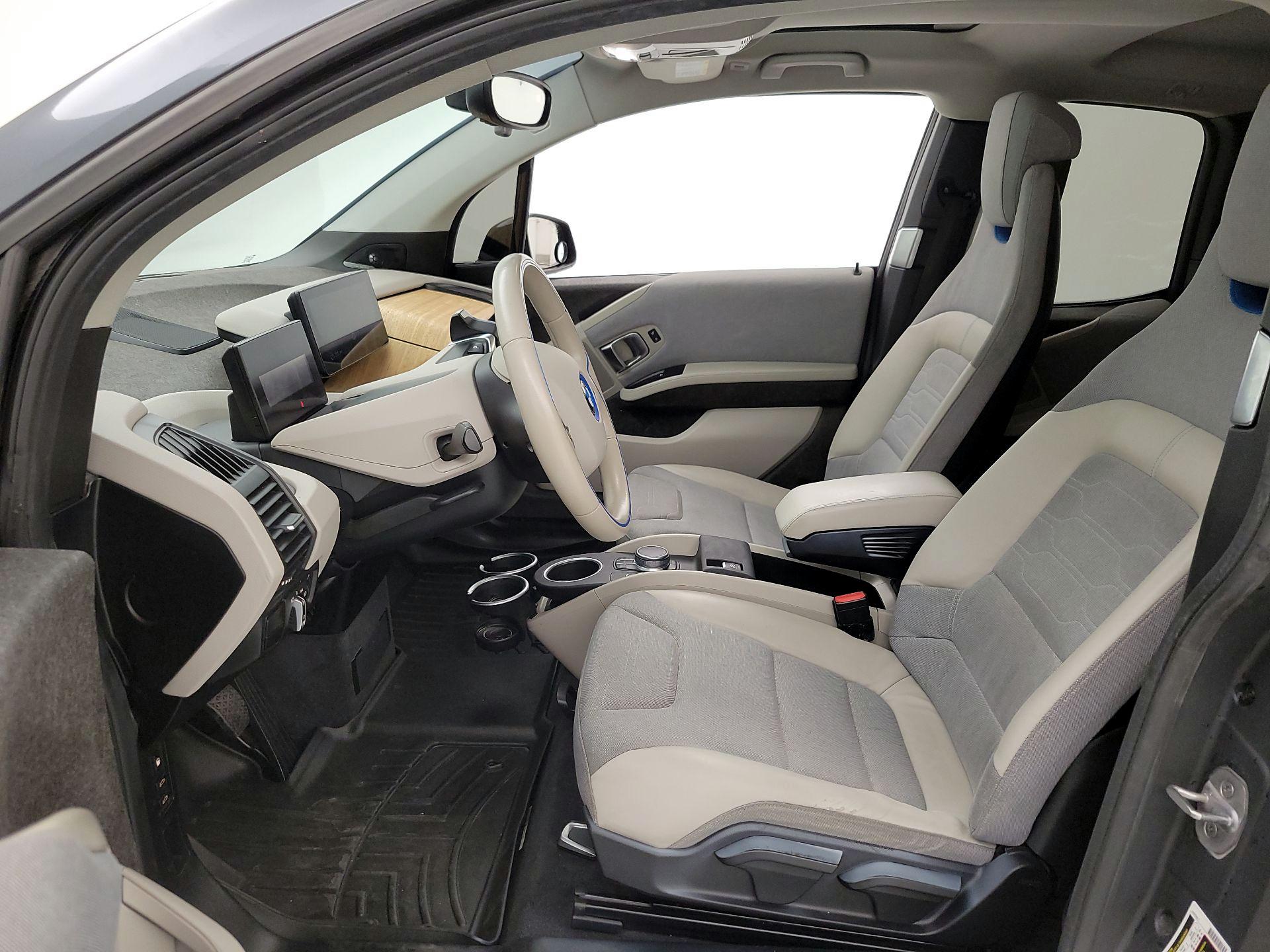 Thumbnail: 2017 BMW i3 - 11