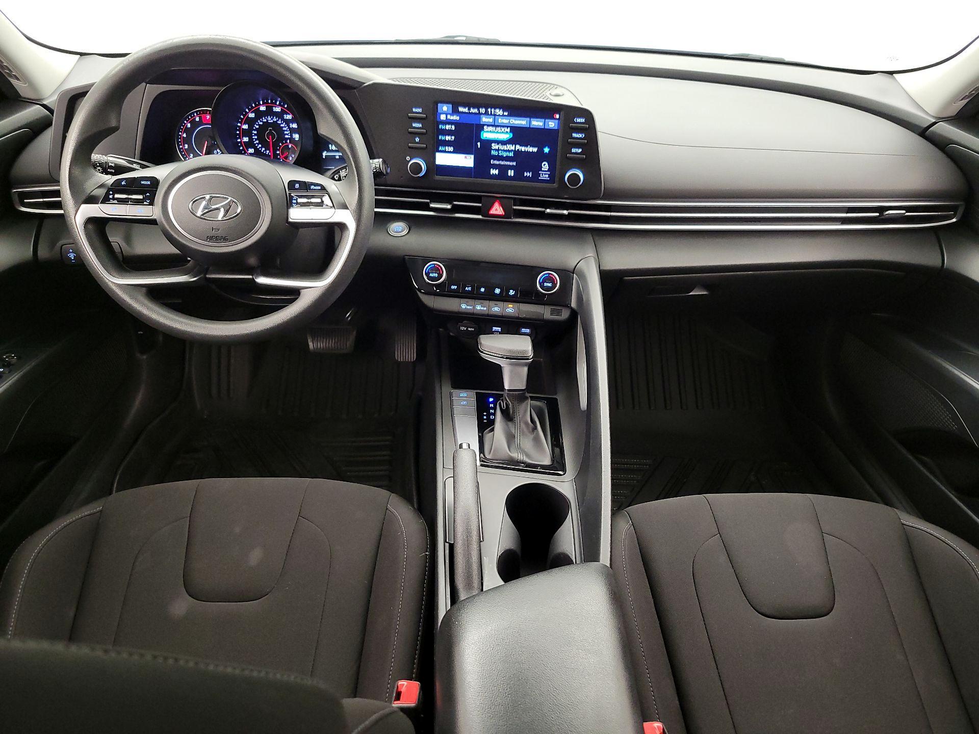 Thumbnail: 2022 Hyundai Elantra - 9