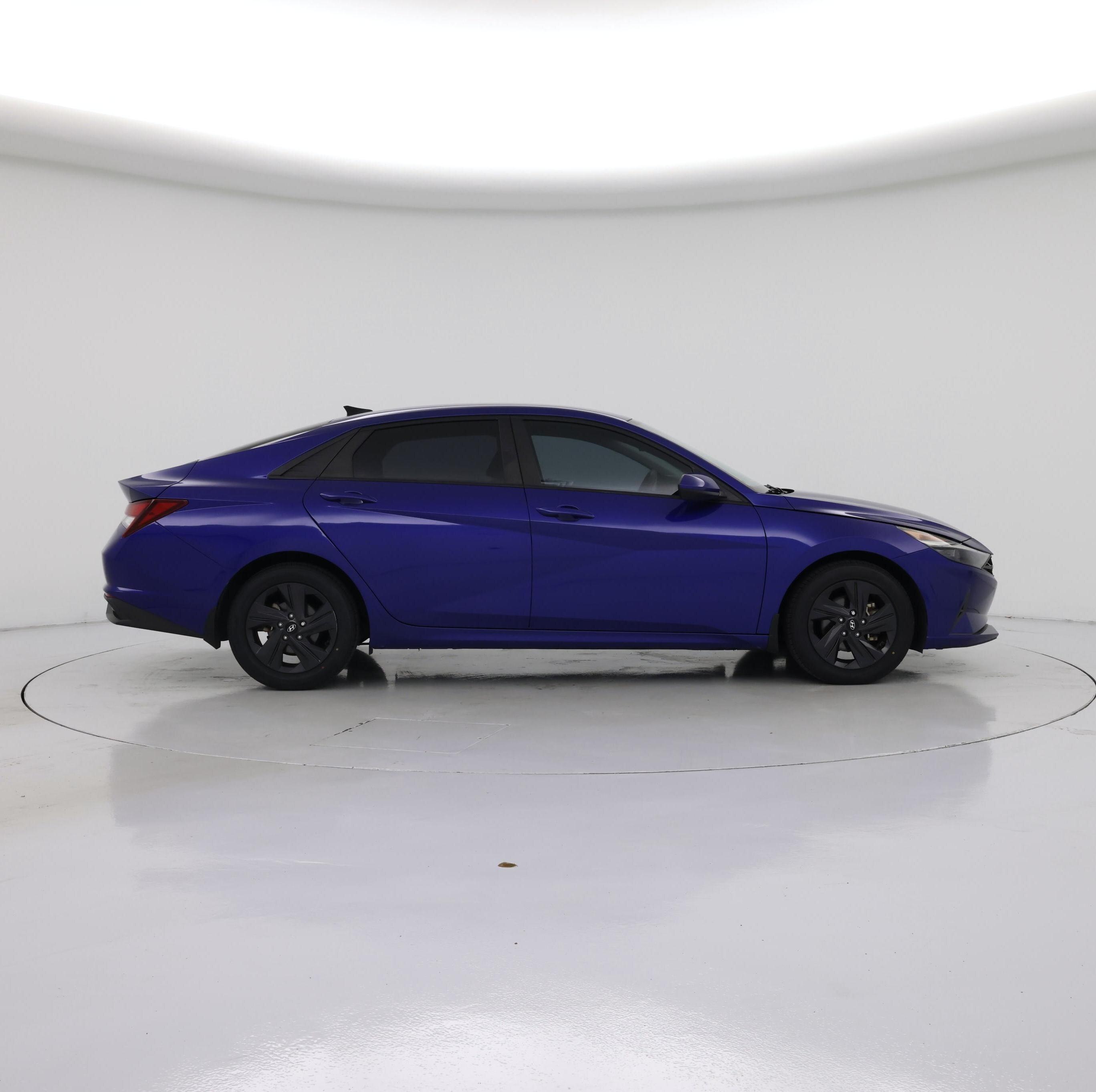 Thumbnail: 2022 Hyundai Elantra - 7