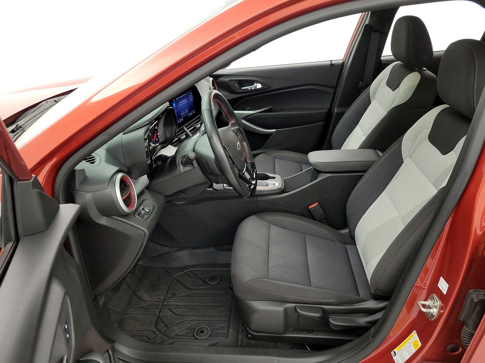 Thumbnail: 2024 Chevrolet Trax - 11