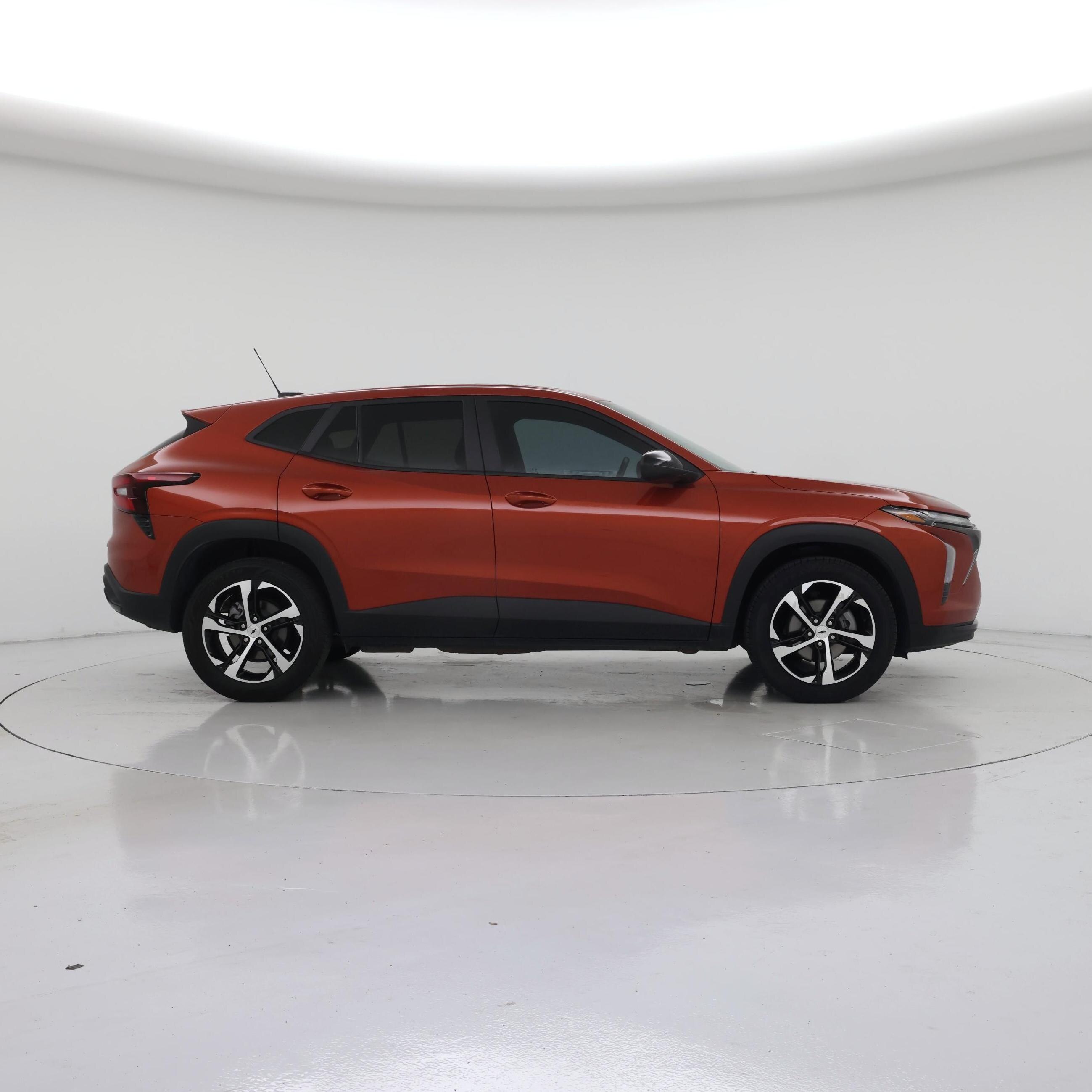 Thumbnail: 2024 Chevrolet Trax - 7