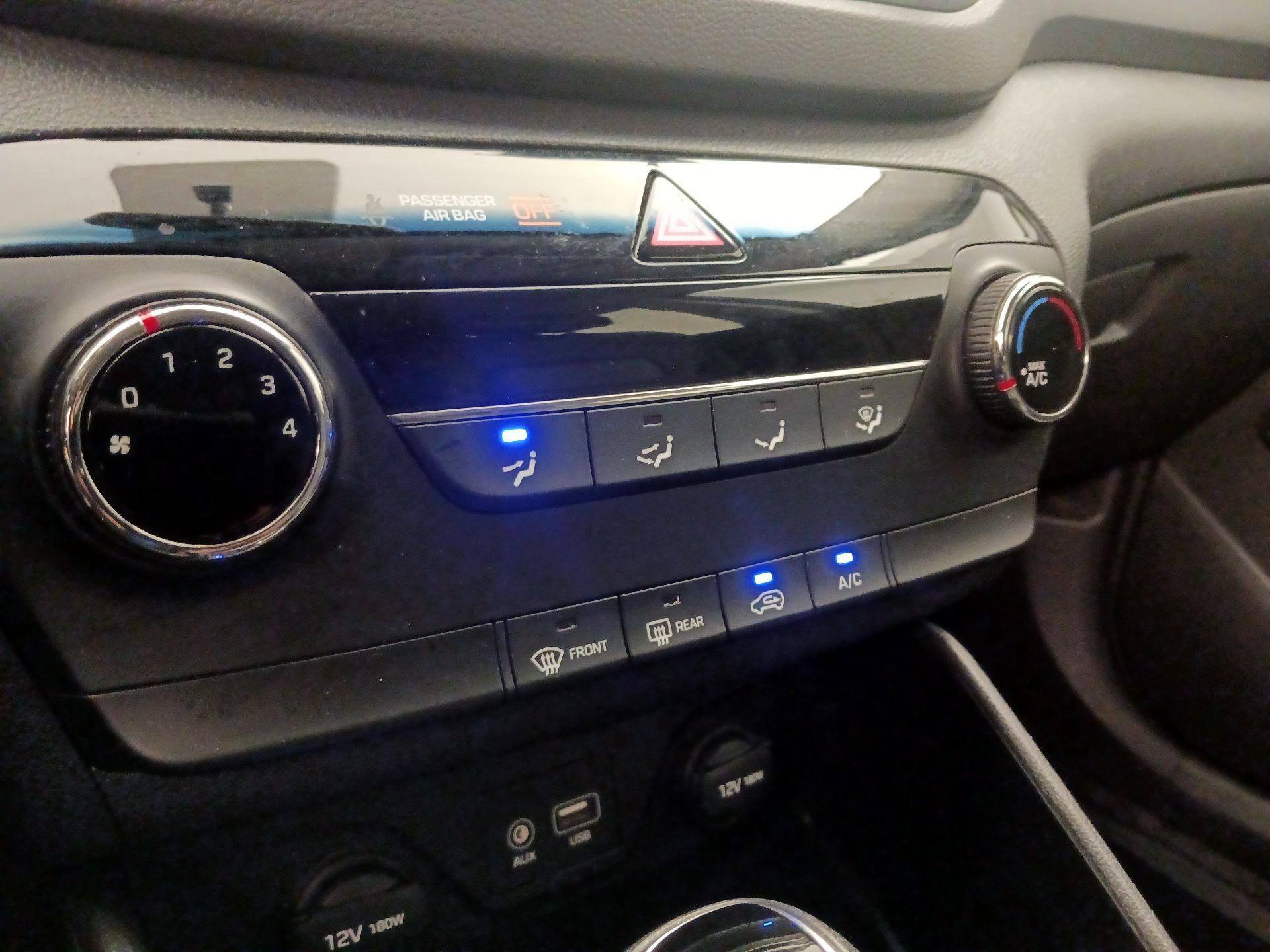 Thumbnail: 2017 Hyundai Tucson - 16