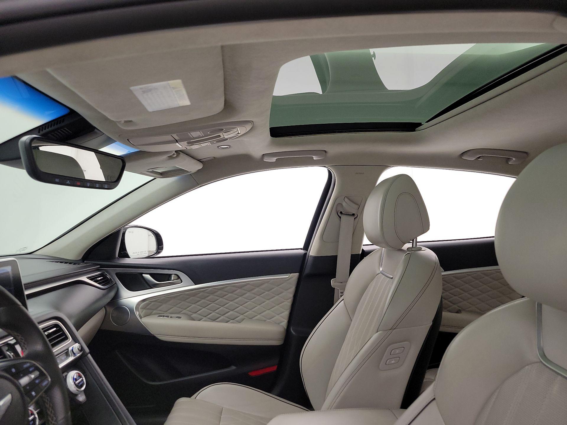 Thumbnail: 2020 Genesis G70 - 20