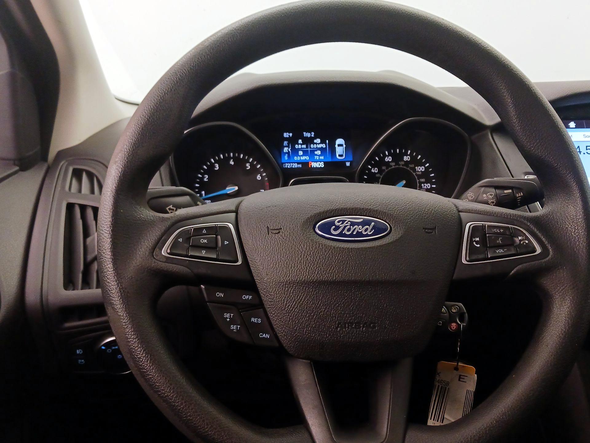 Thumbnail: 2018 Ford Focus - 10