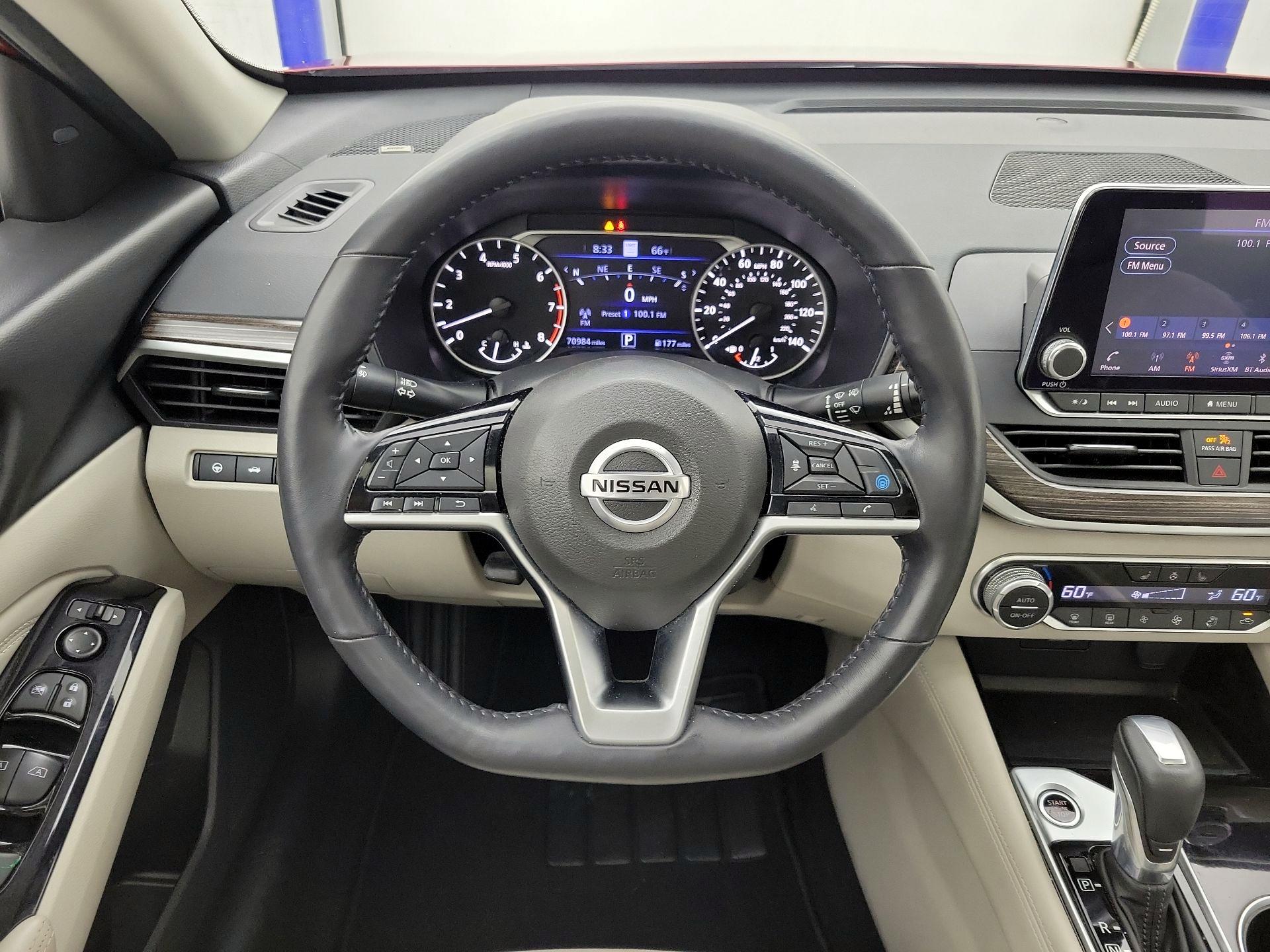 Thumbnail: 2021 Nissan Altima - 10