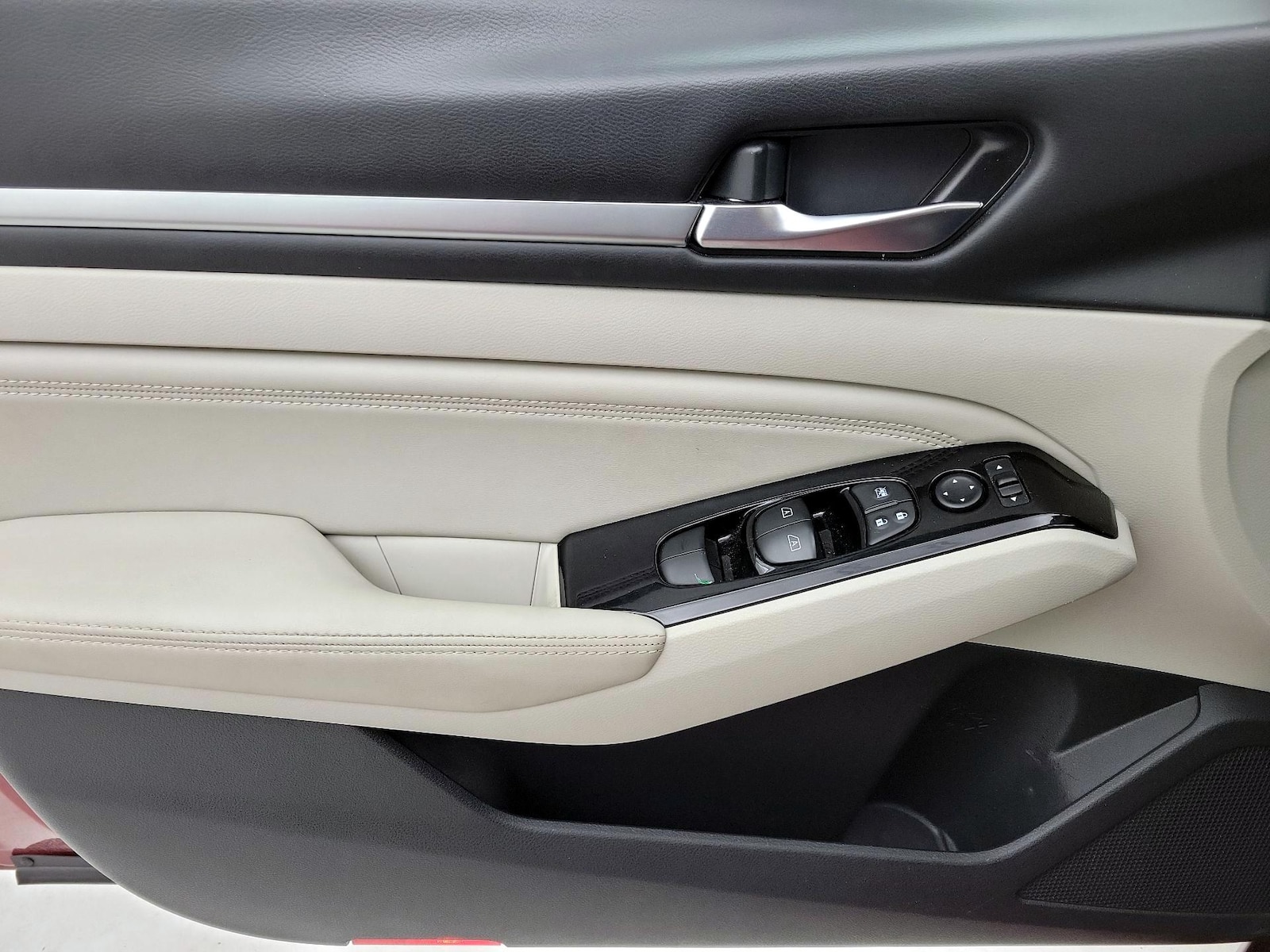 2021 Nissan Altima SL - Photo 13