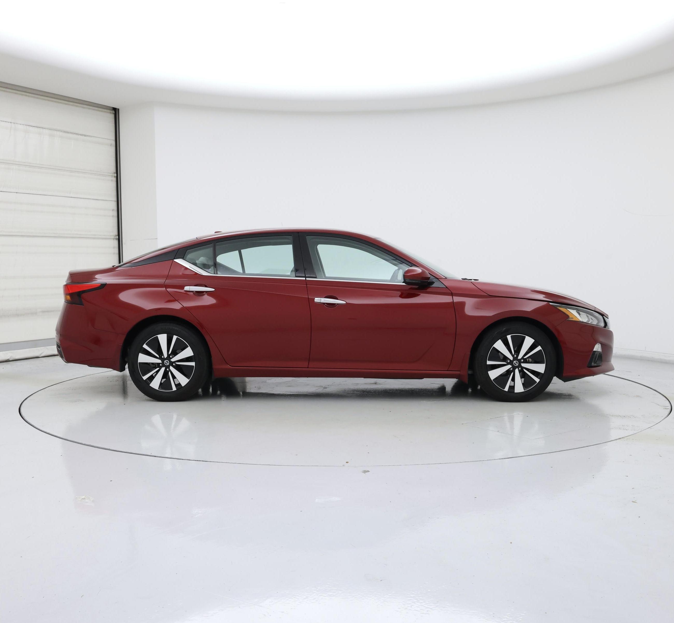 Thumbnail: 2021 Nissan Altima - 7