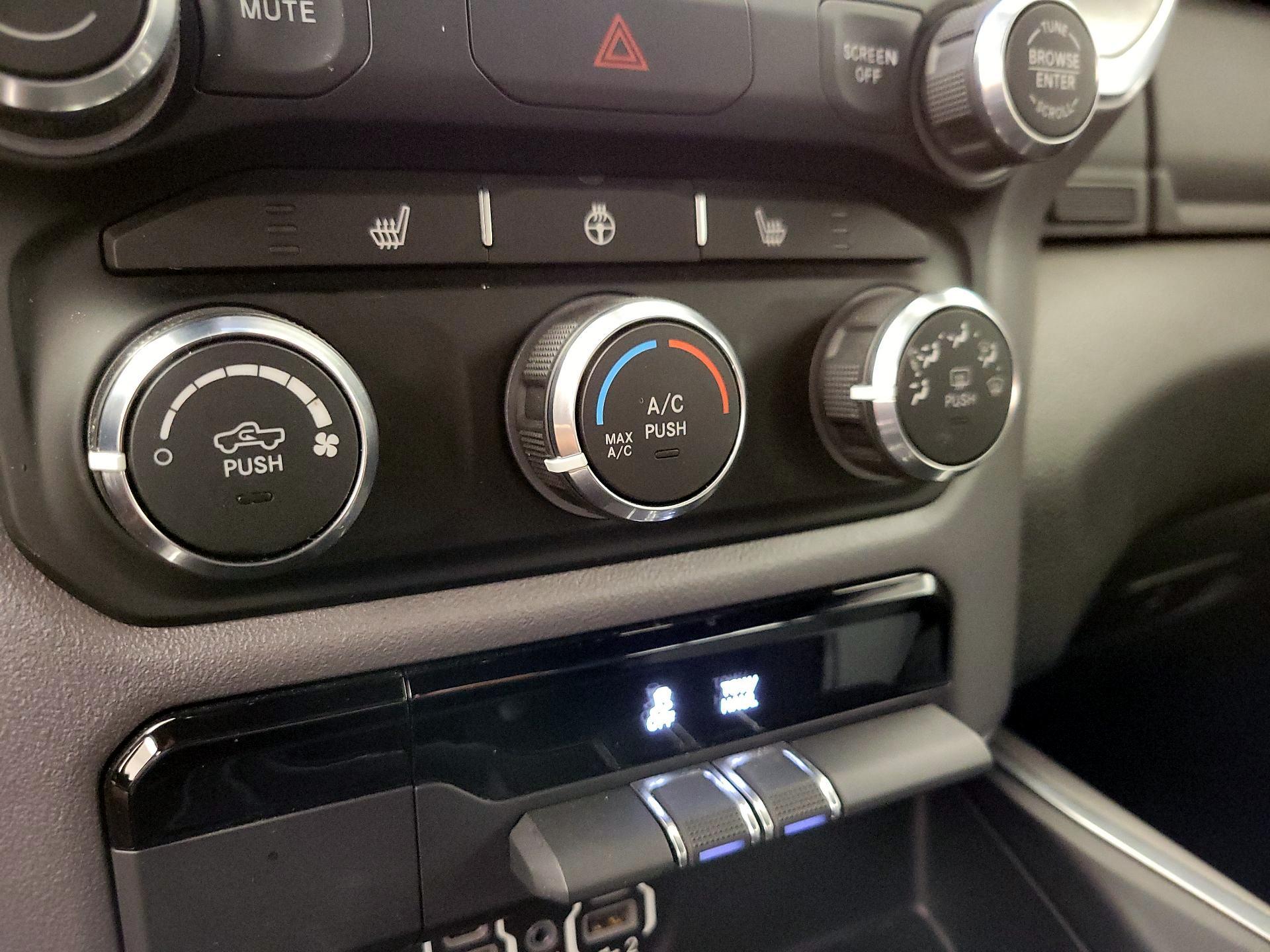 Thumbnail: 2024 RAM 1500 - 16