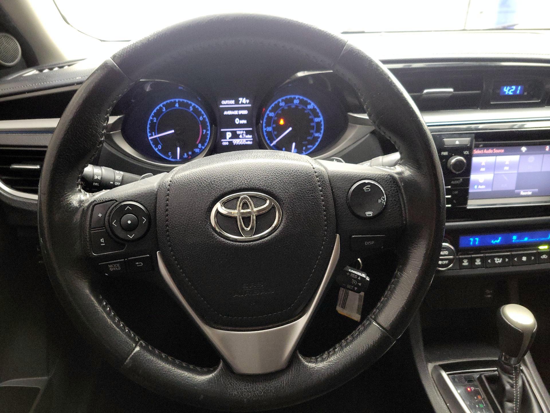 Thumbnail: 2014 Toyota Corolla - 10