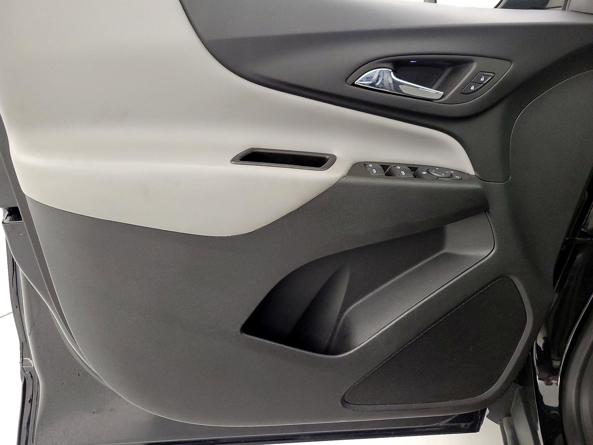 Thumbnail: 2023 Chevrolet Equinox - 12