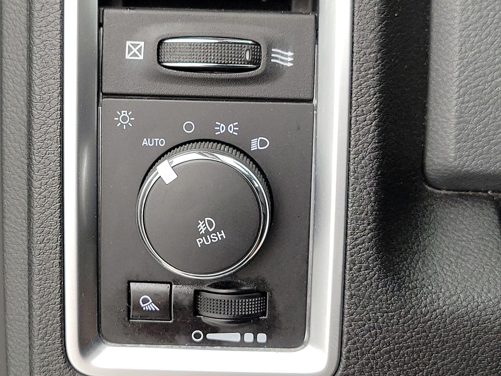 2017 RAM Ram 1500 Pickup Big Horn - Photo 14