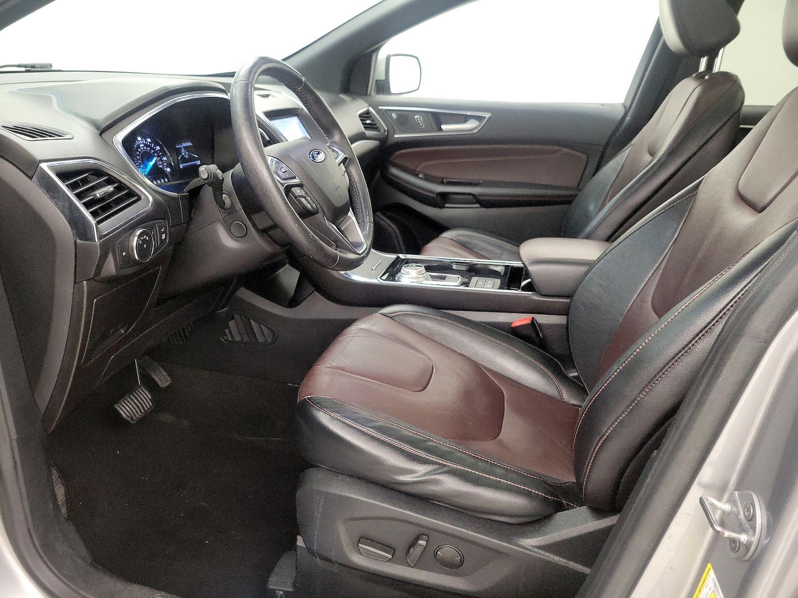 2020 Ford Edge Titanium - Photo 12