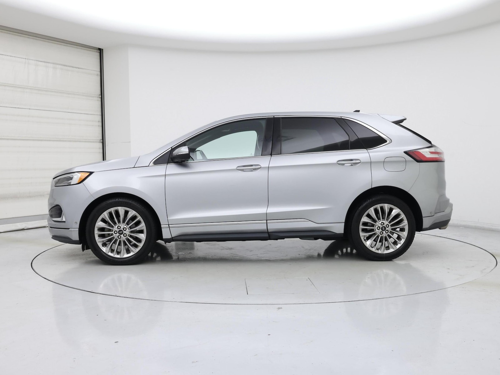 2020 Ford Edge Titanium - Photo 4