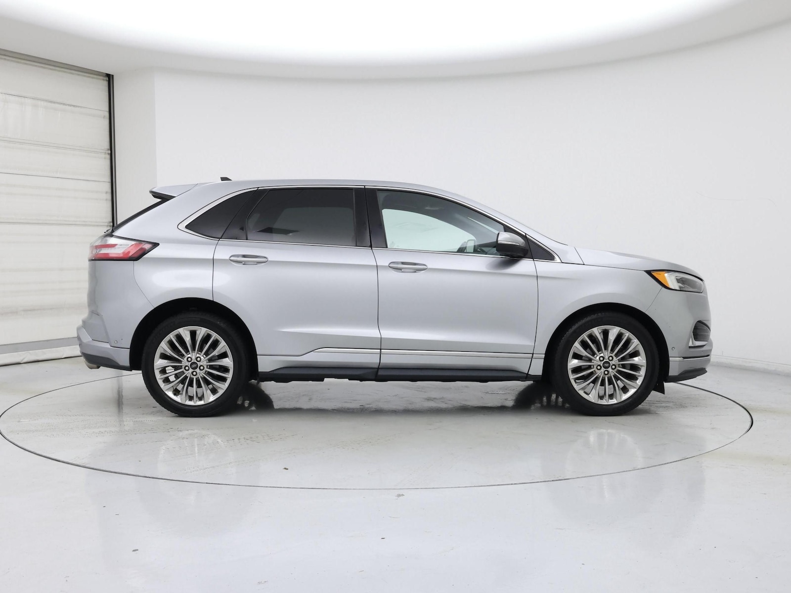 2020 Ford Edge Titanium - Photo 8