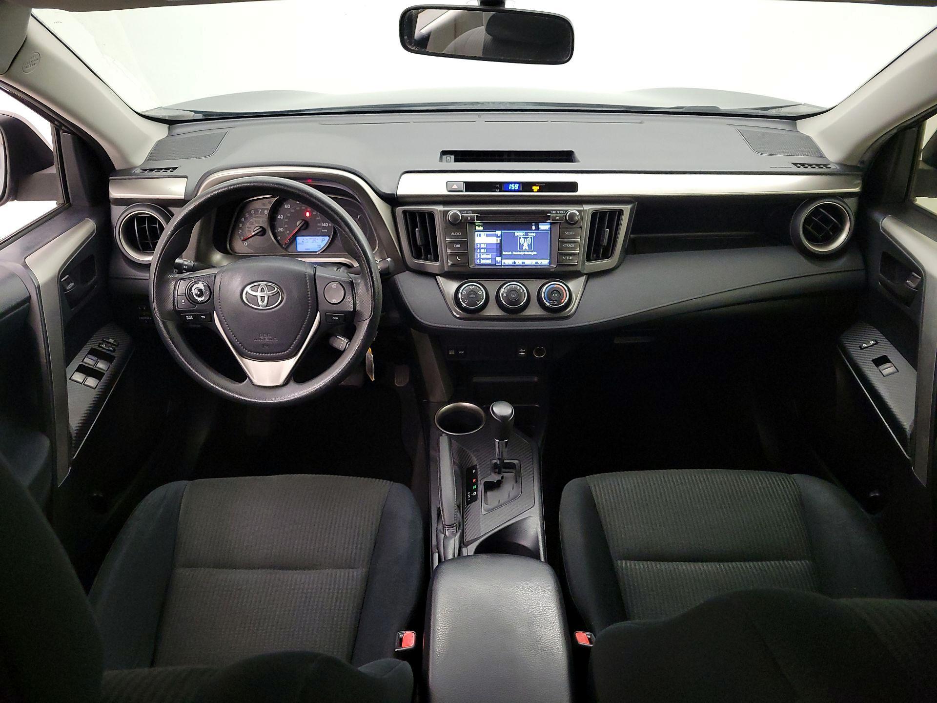 Thumbnail: 2015 Toyota RAV4 - 9