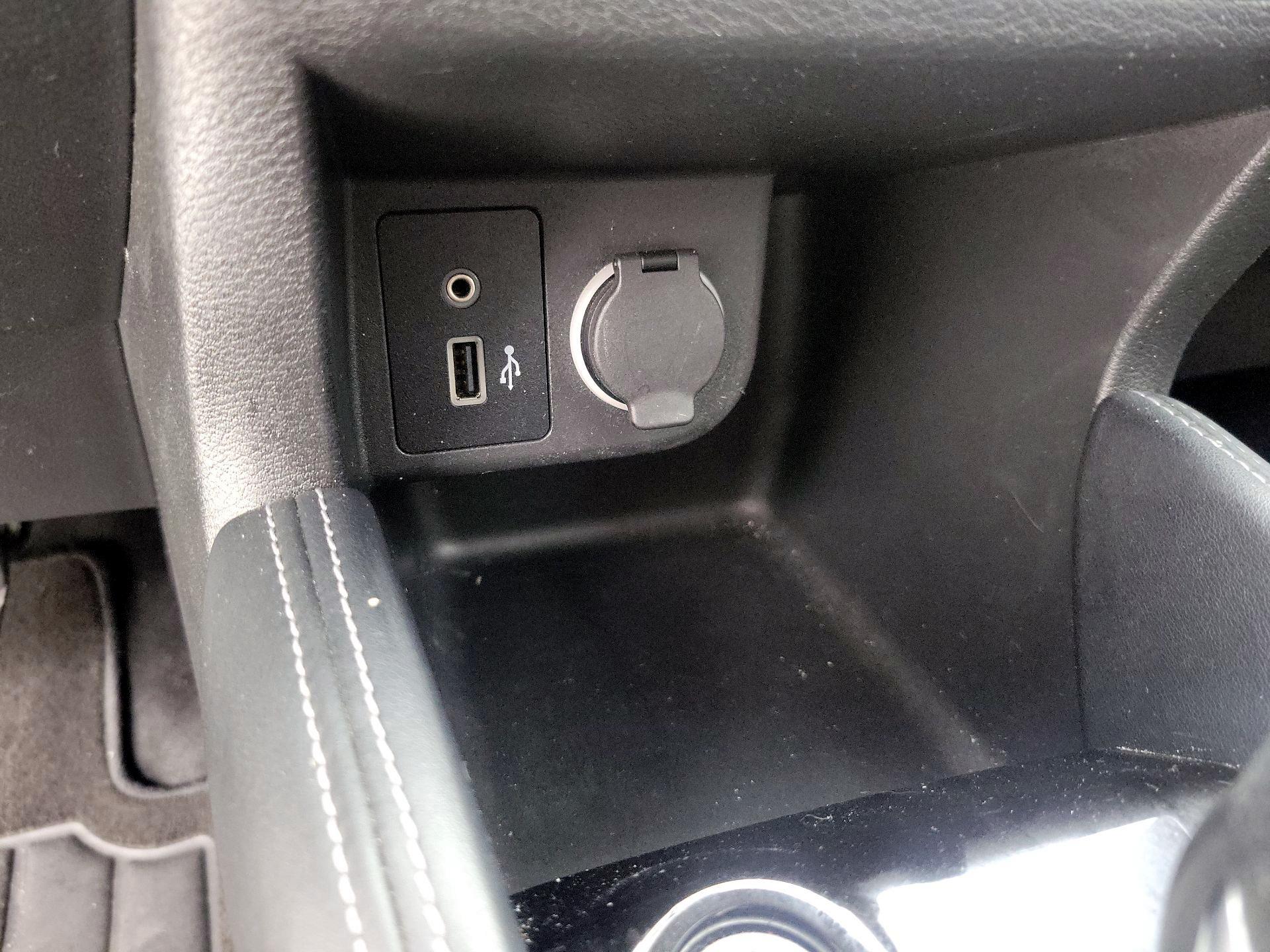 Thumbnail: 2019 Nissan Kicks - 18