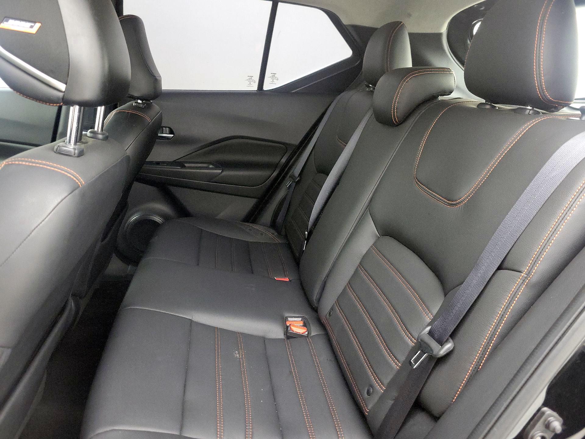 Thumbnail: 2019 Nissan Kicks - 19