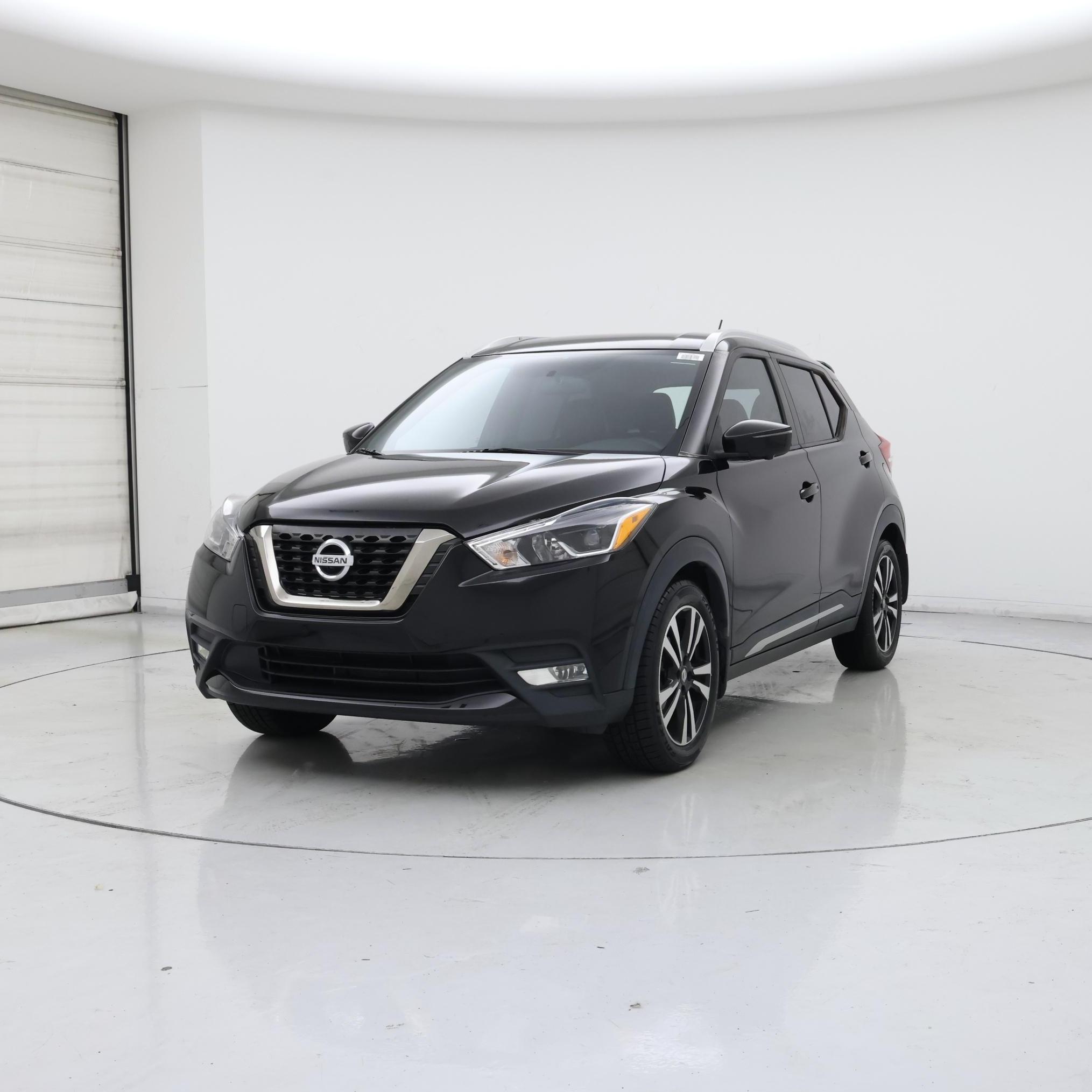 Thumbnail: 2019 Nissan Kicks - 4