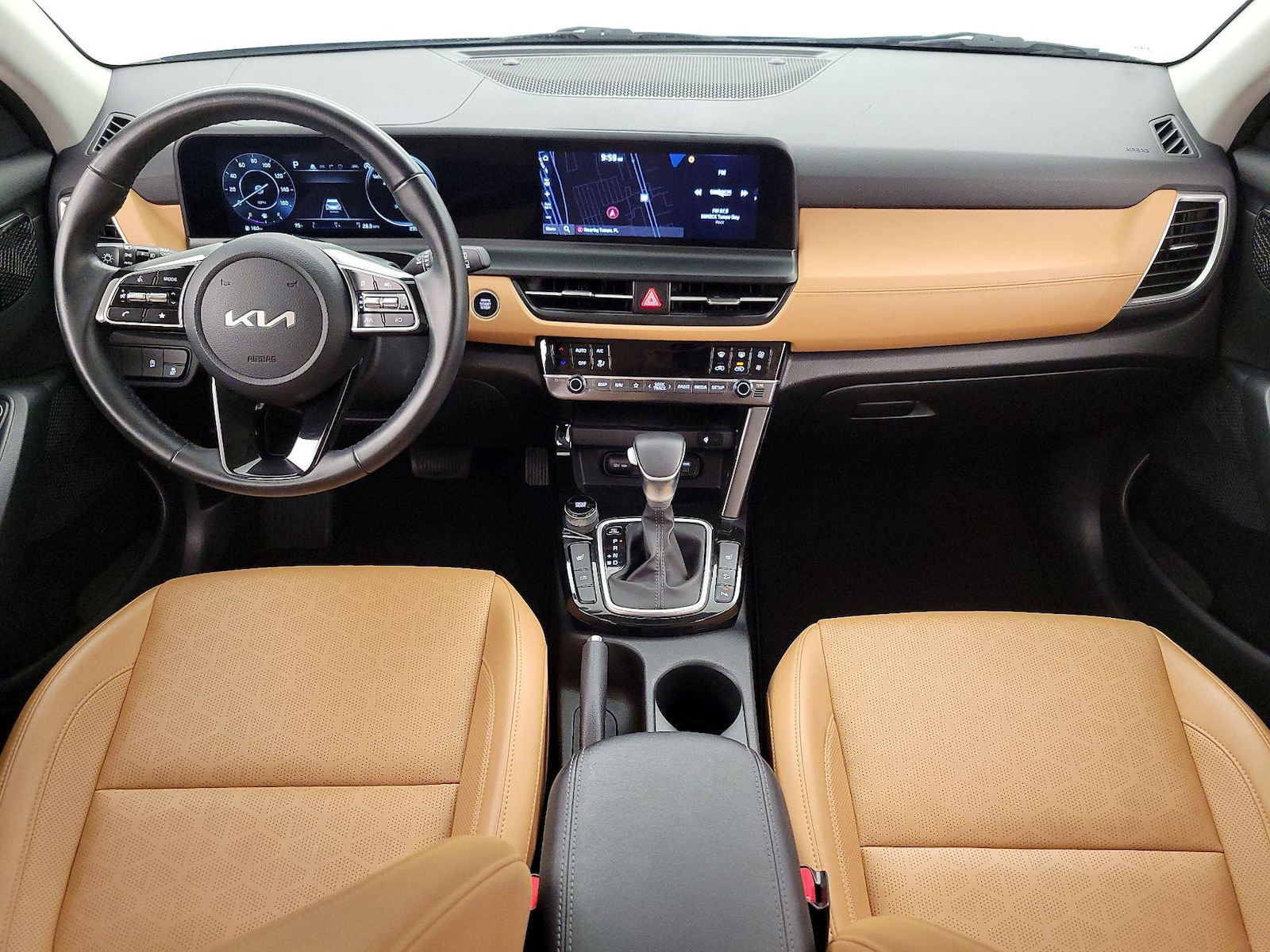 2025 Kia Seltos EX - Photo 10