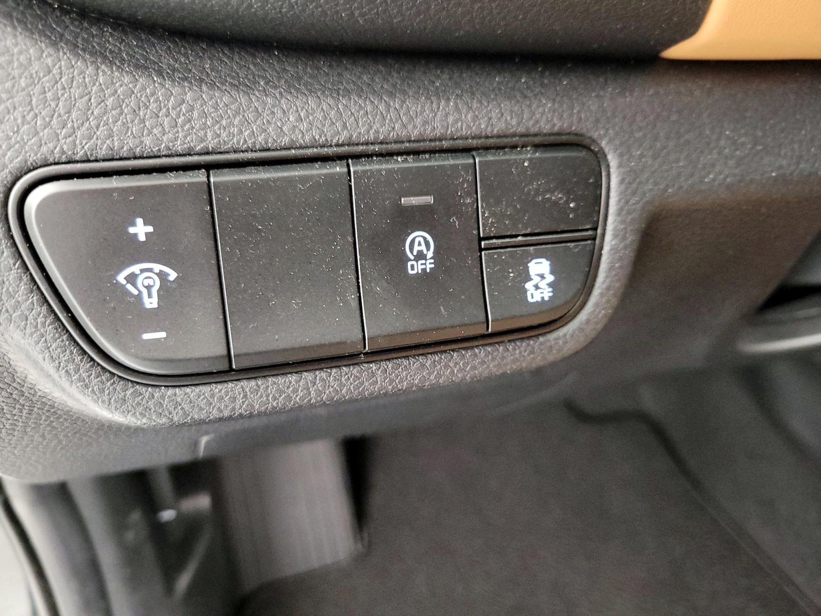 2025 Kia Seltos EX - Photo 14