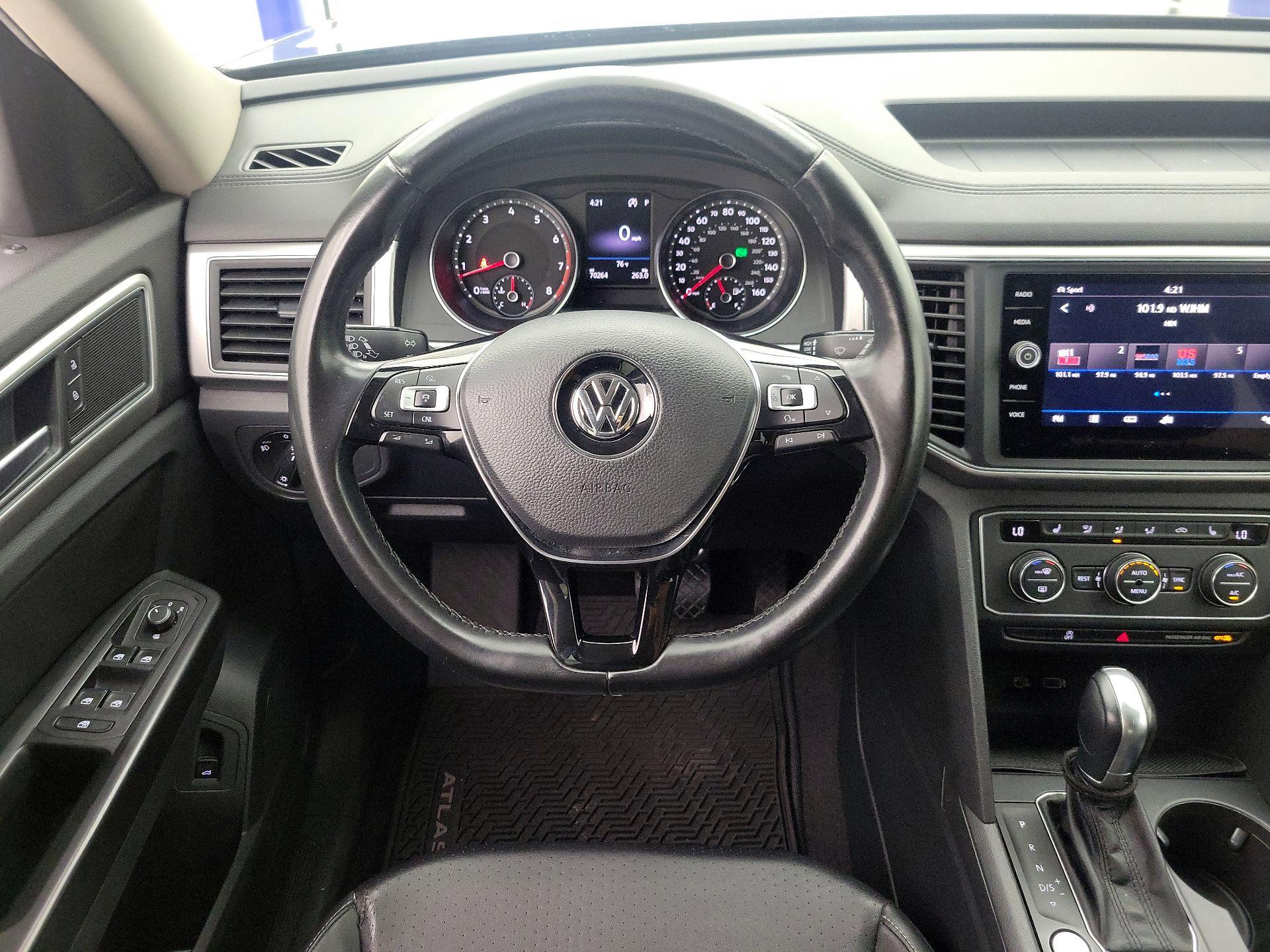 Thumbnail: 2018 Volkswagen Atlas - 10