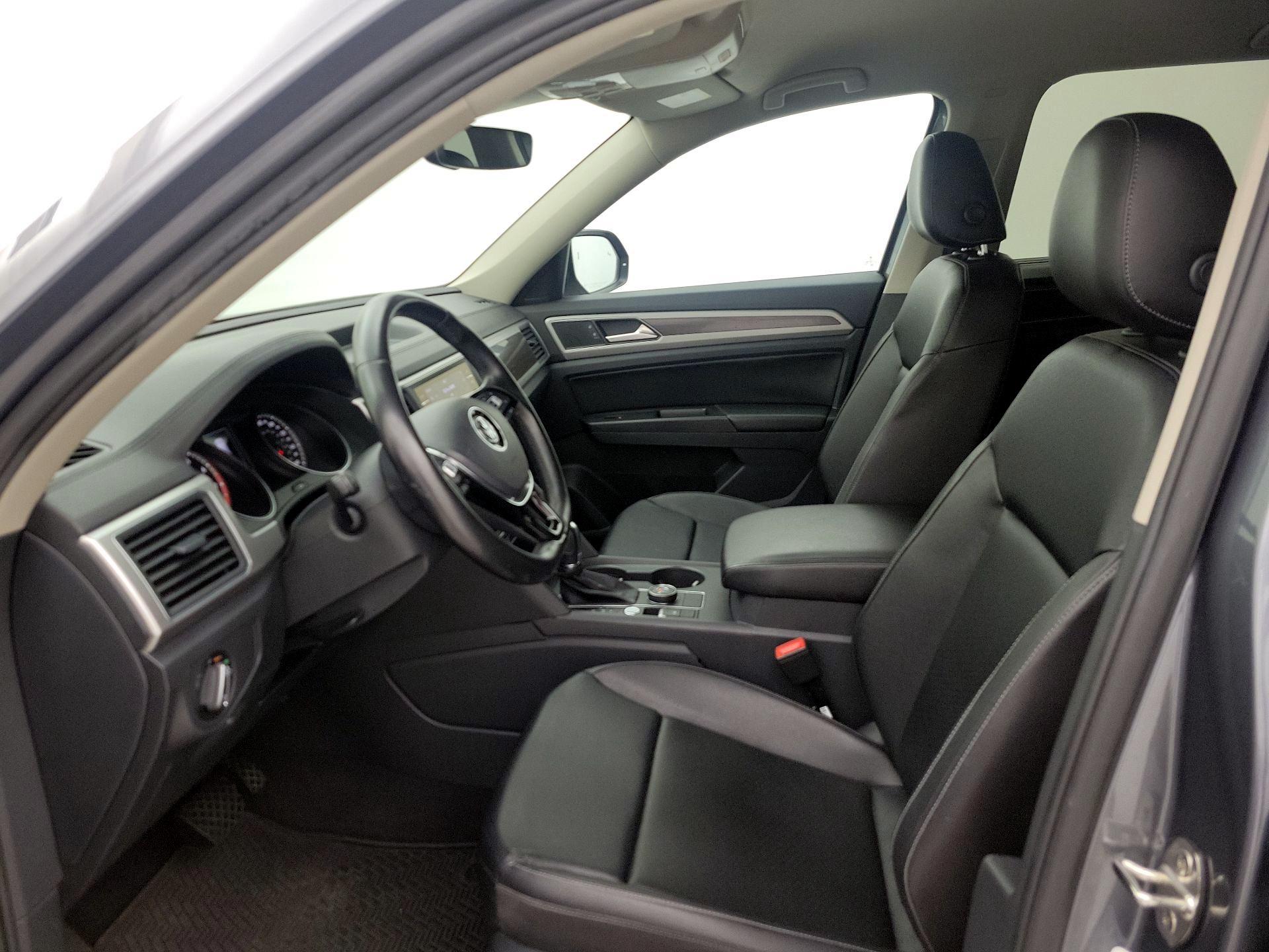 Thumbnail: 2018 Volkswagen Atlas - 11