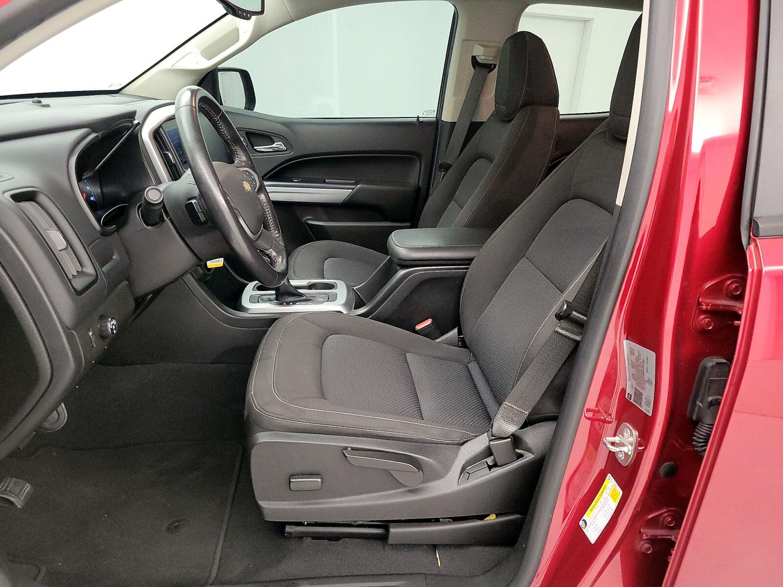 Power Seat(s) & Side Airbags