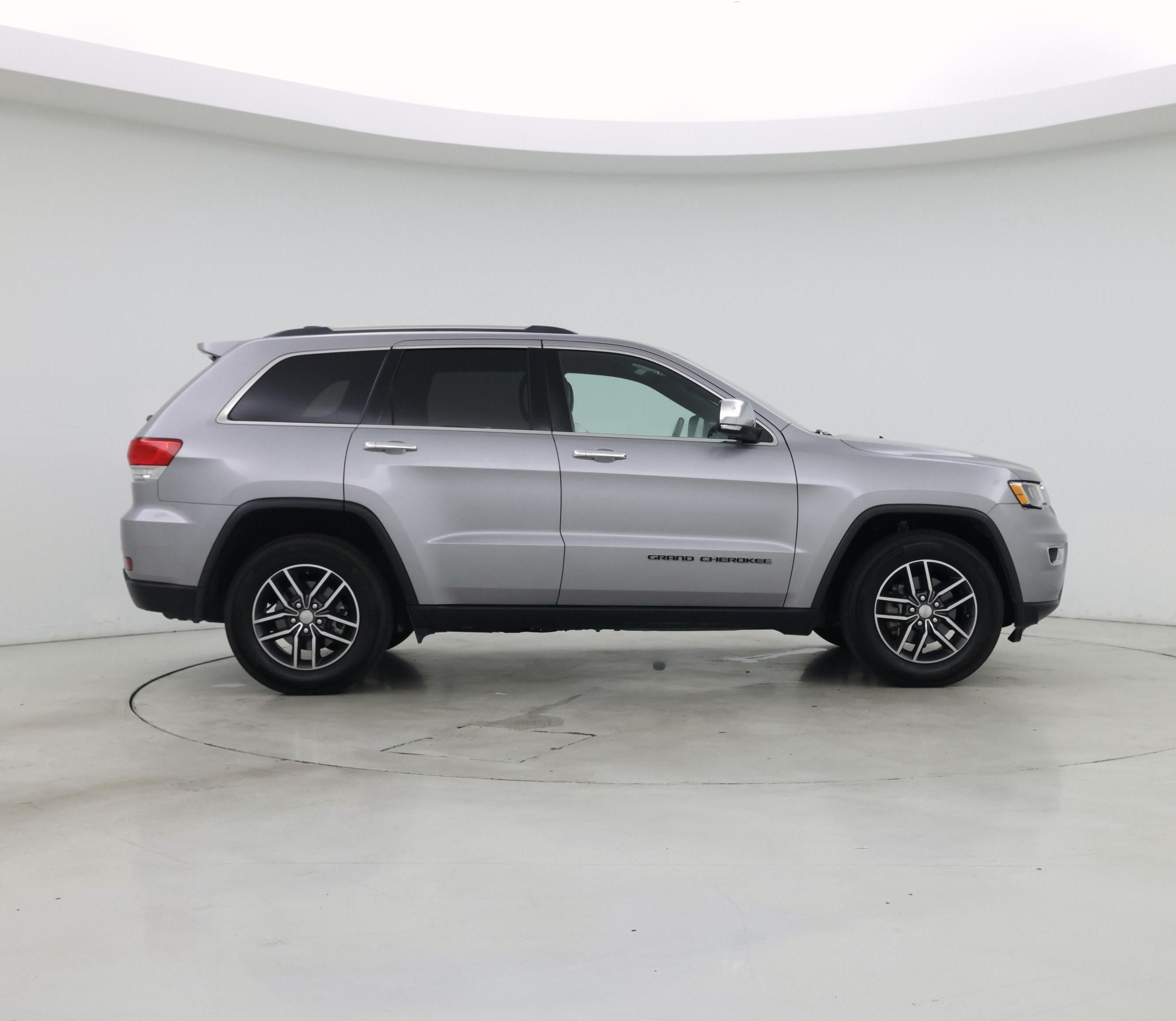 Thumbnail: 2018 Jeep Grand Cherokee - 7