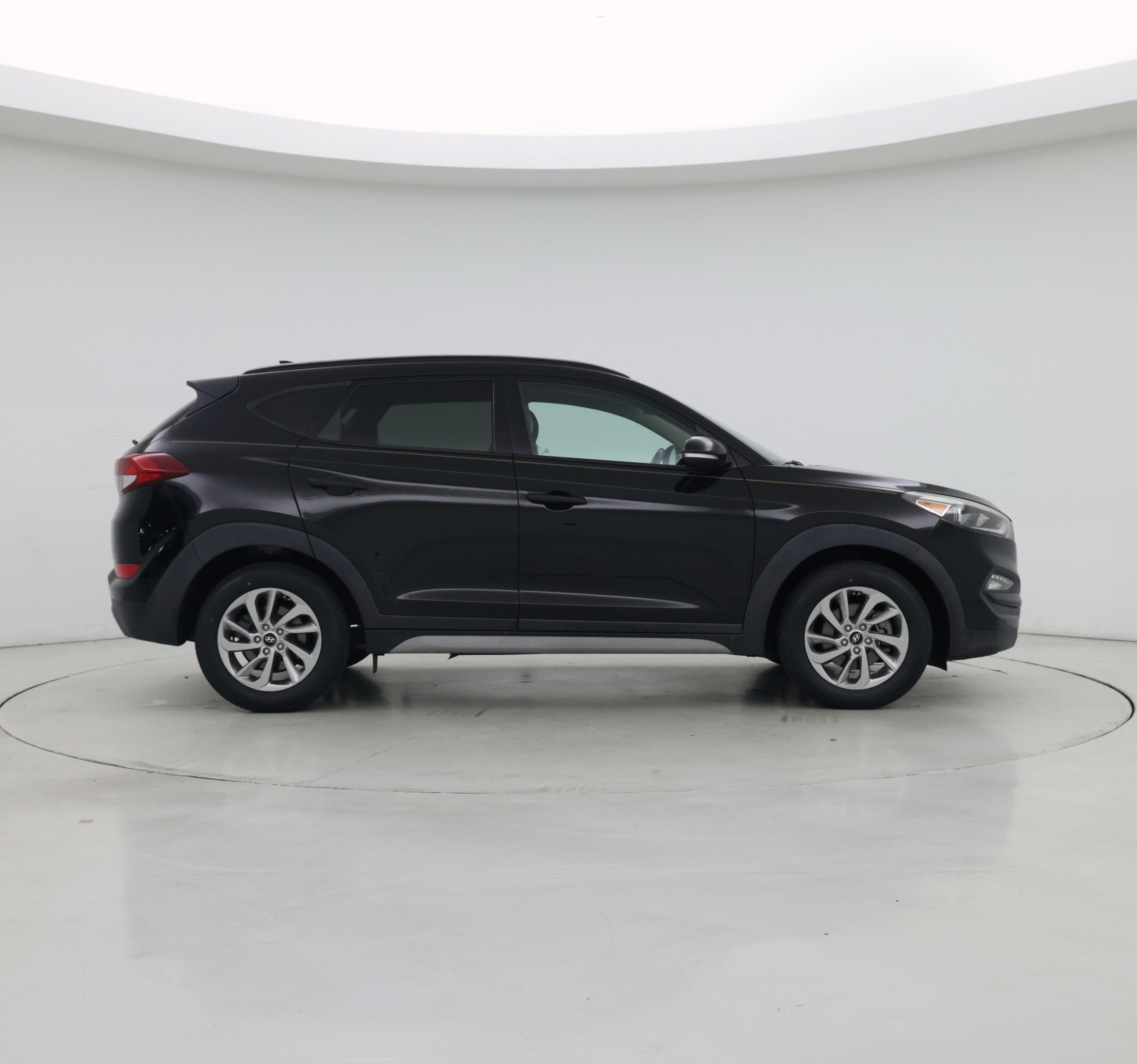 Thumbnail: 2018 Hyundai Tucson - 7